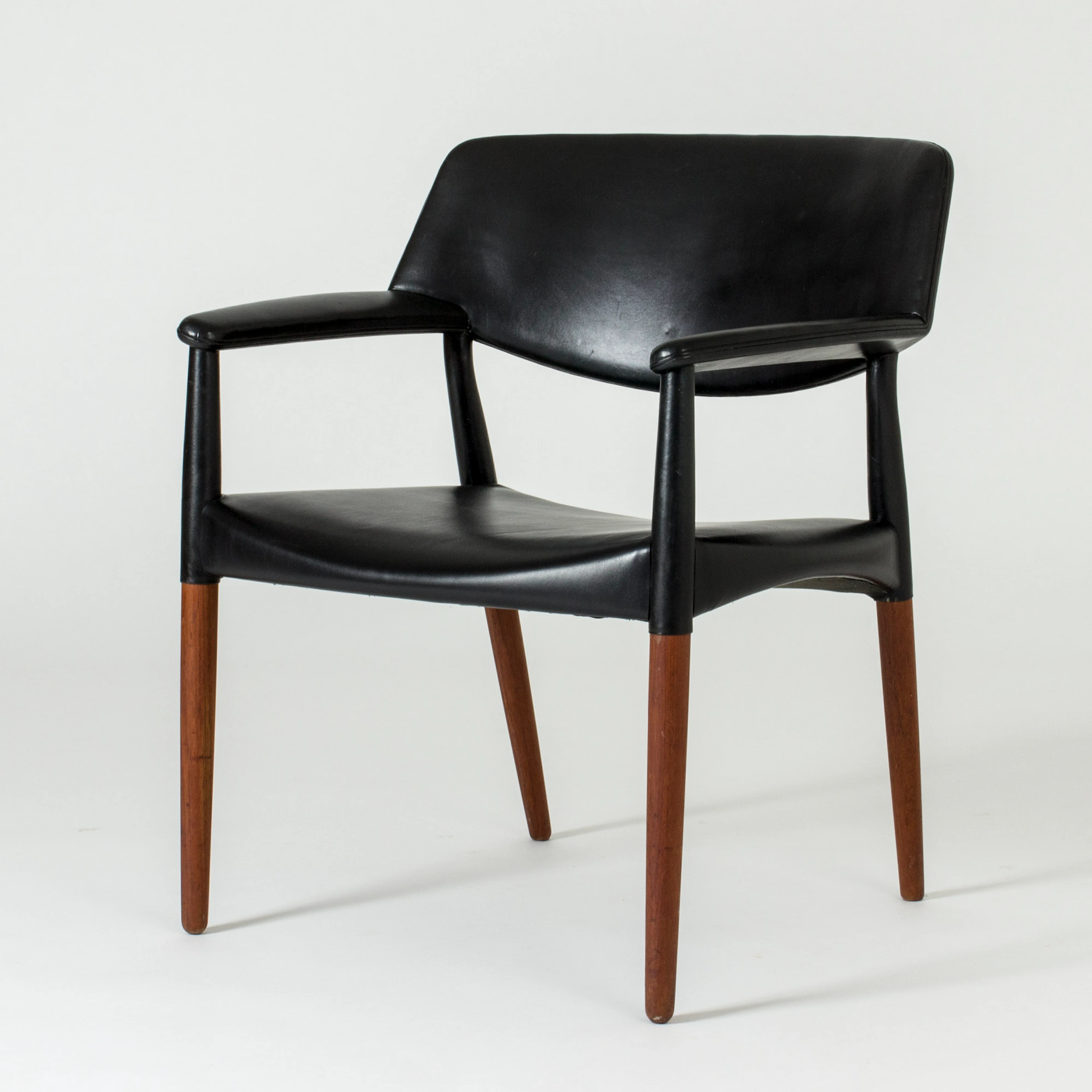 Armchair by Aksel Bender Madsen & Ejner Larsen