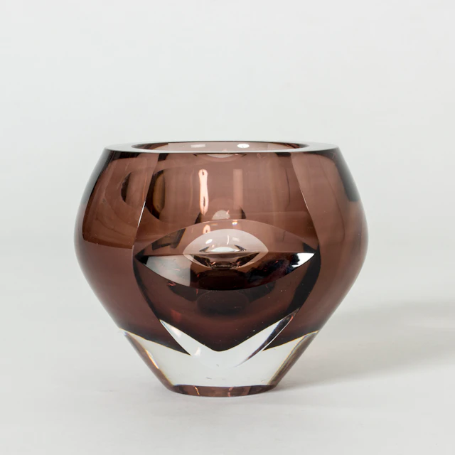 Glass “Ventana” bowl by Mona Morales-Schildt