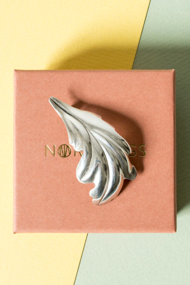 Modernist silver brooch from Kaplans