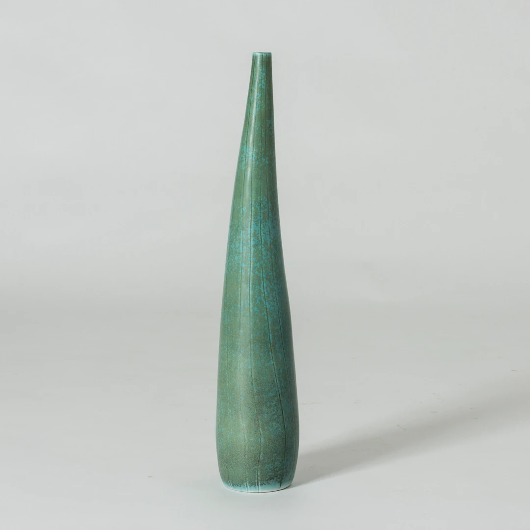 Unique stoneware vase by Carl-Harry Stålhane