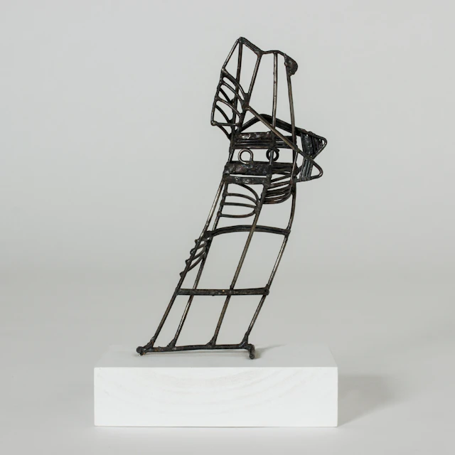 “Kadrilj” sculpture by Fred Leyman