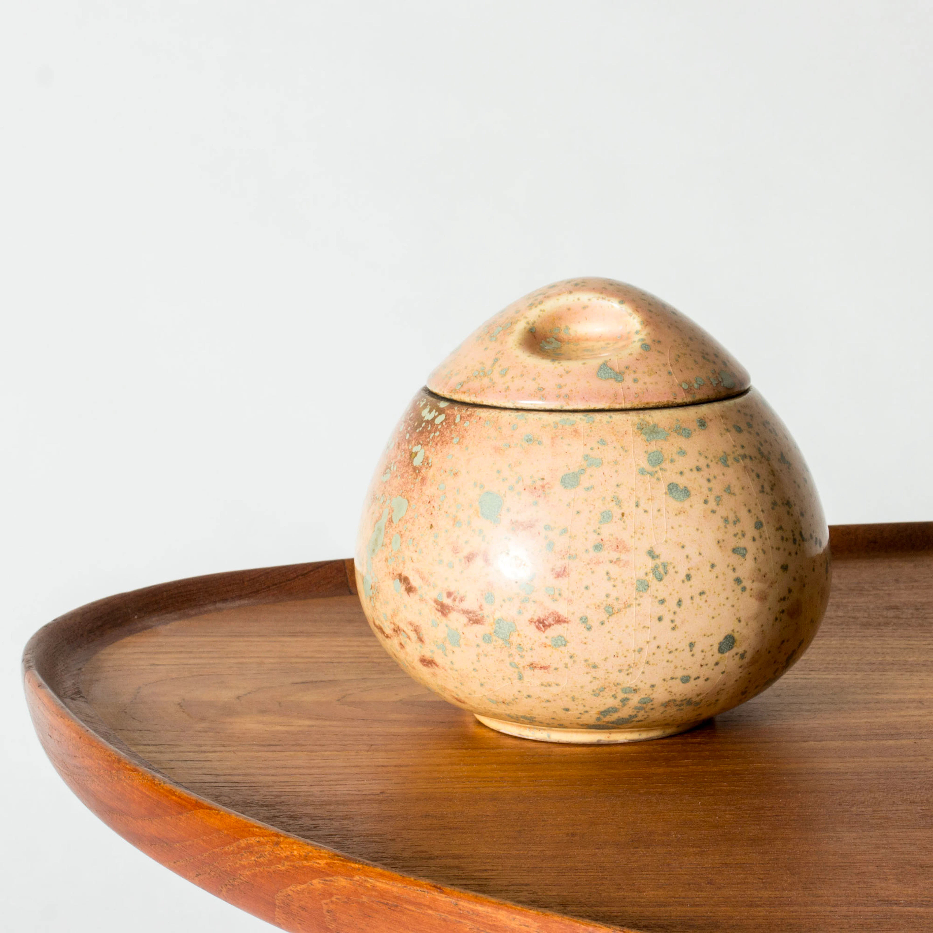 Faience jar by Hans Hedberg