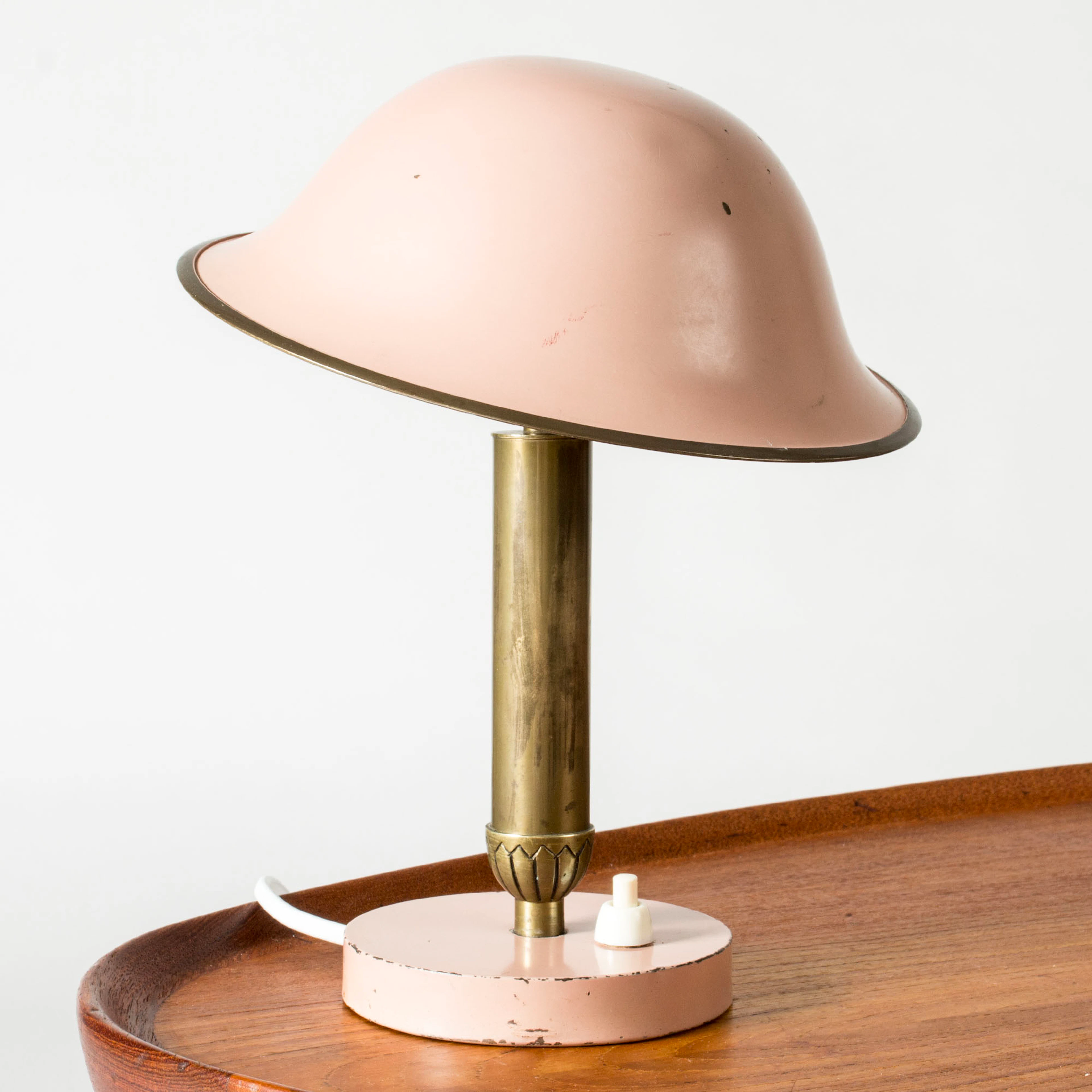 FUNCTIONALIST TABLE LAMP BY BORÉNS