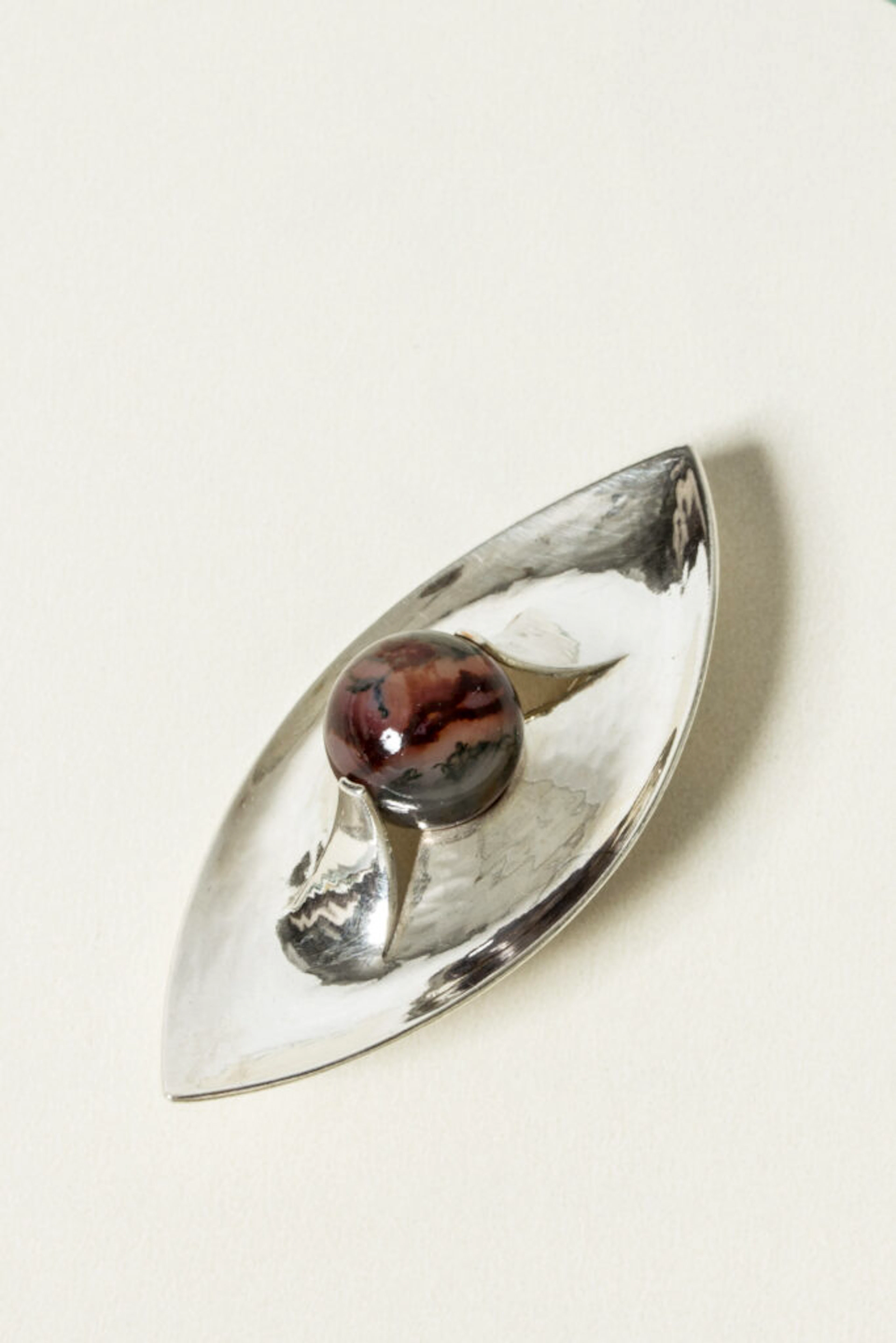 Modernist silver brooch by Elis Kauppi