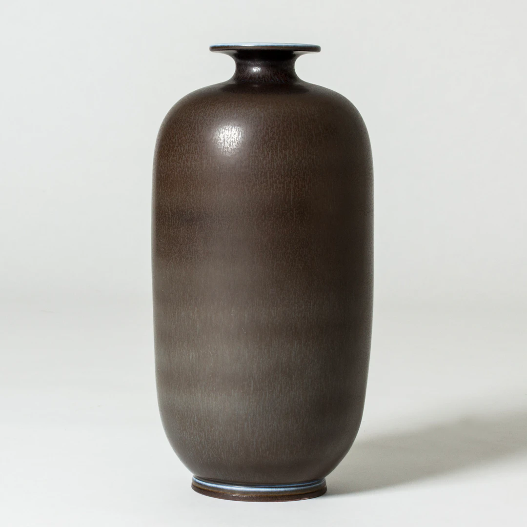 Stoneware vase by Berndt Friberg