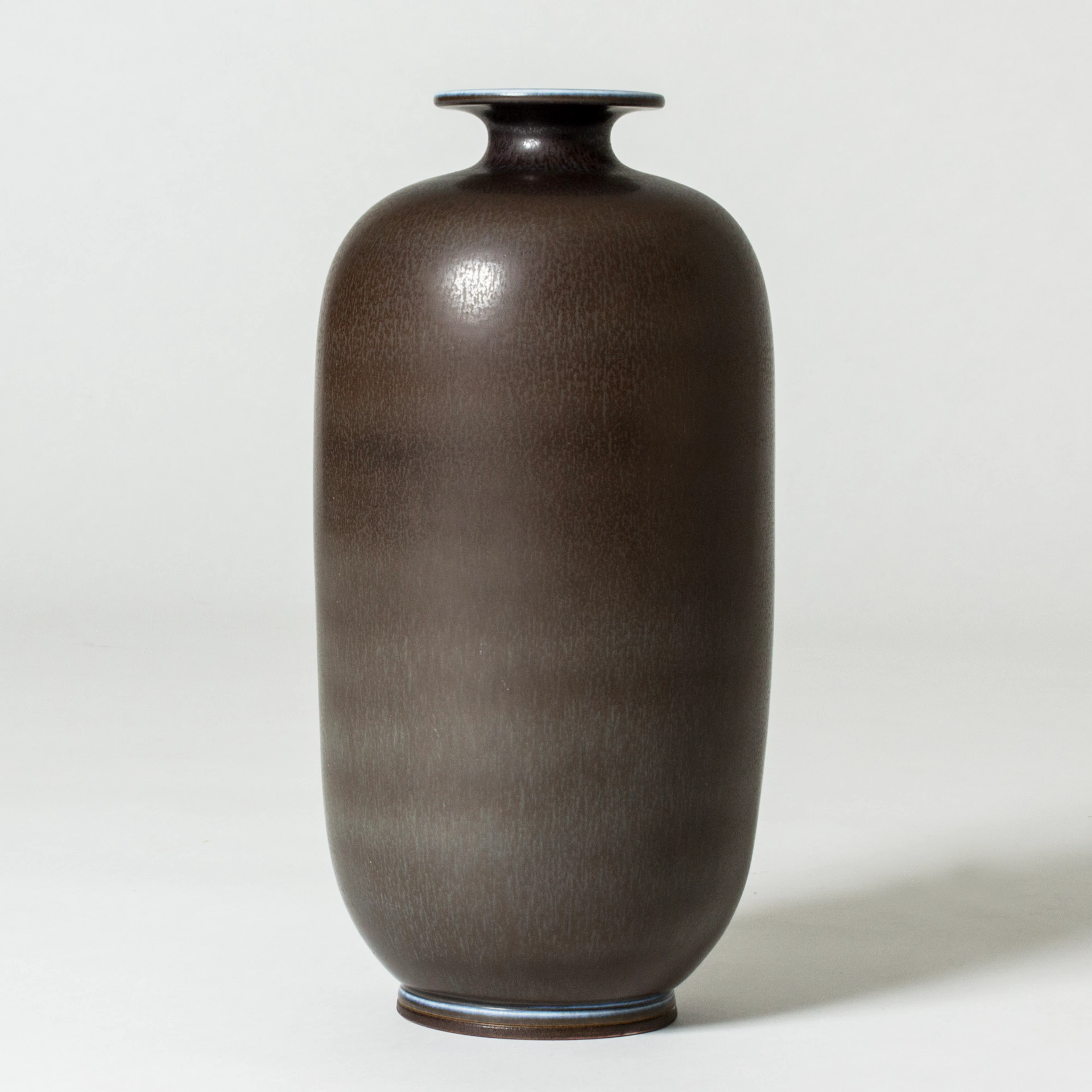 Stoneware vase by Berndt Friberg