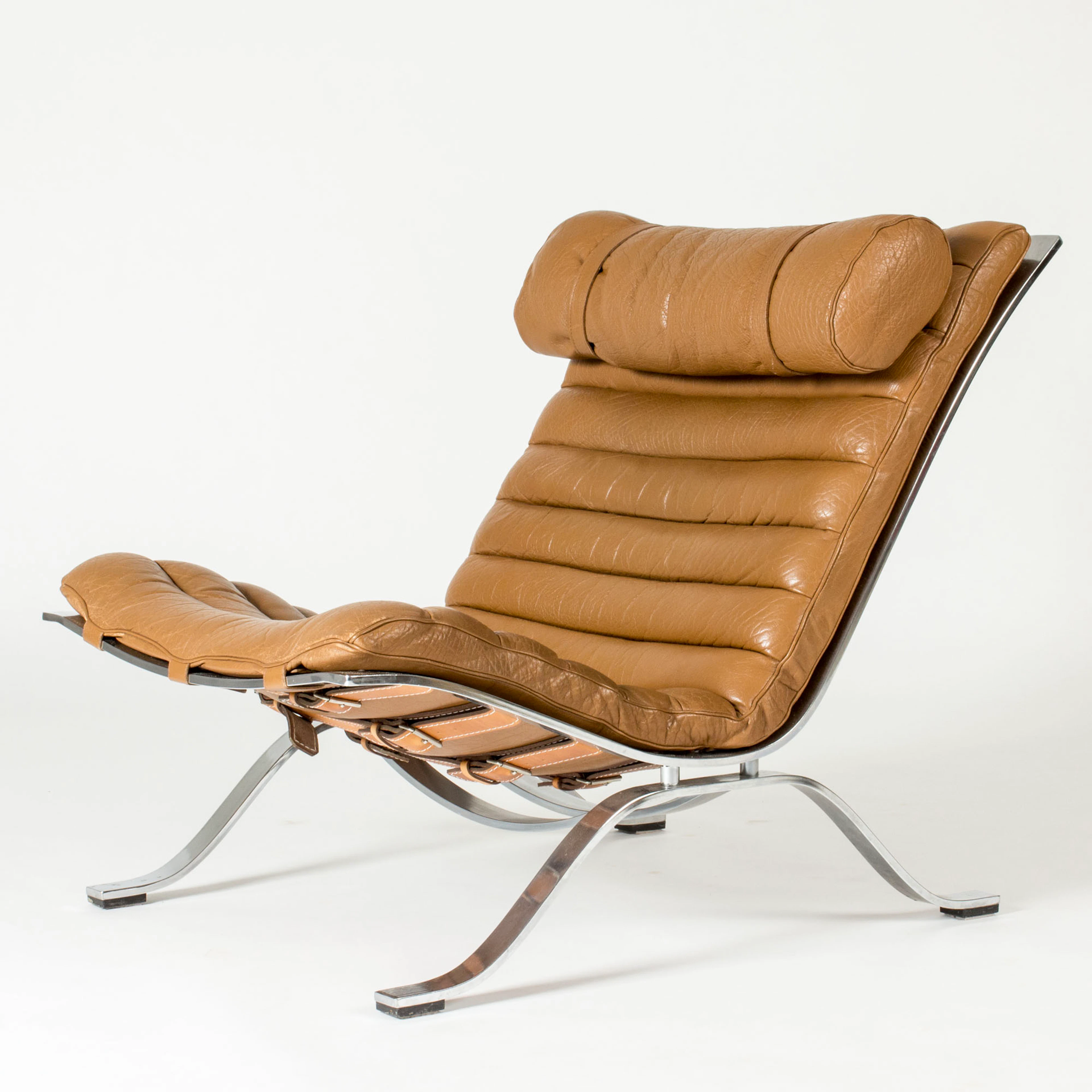 “Ari” lounge chair by Arne Norell