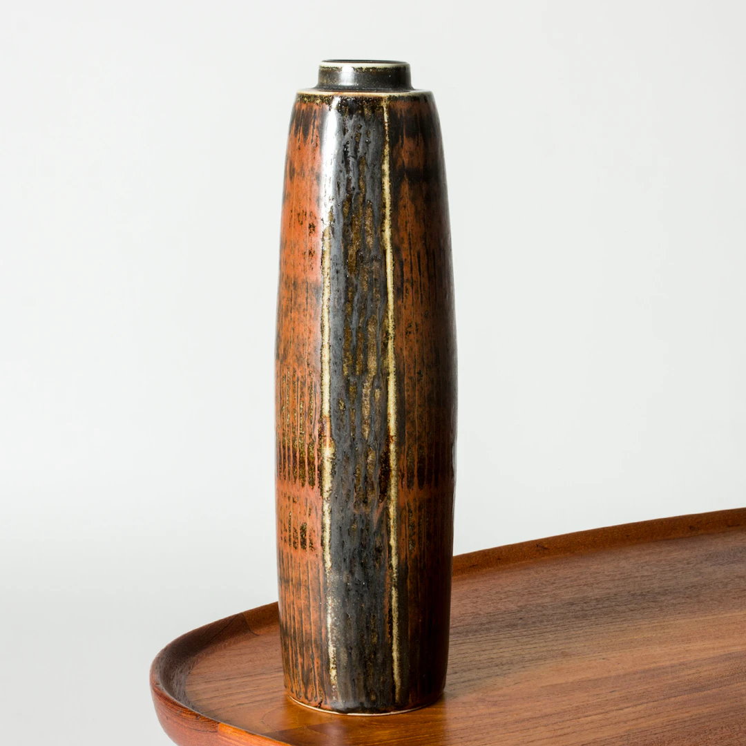 Stoneware vase by Carl-Harry Stålhane