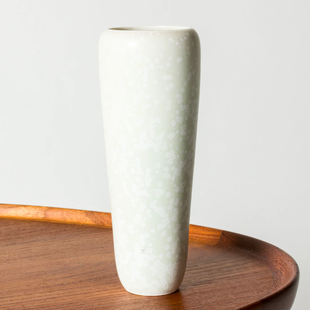 Unique stoneware vase by Carl-Harry Stålhane