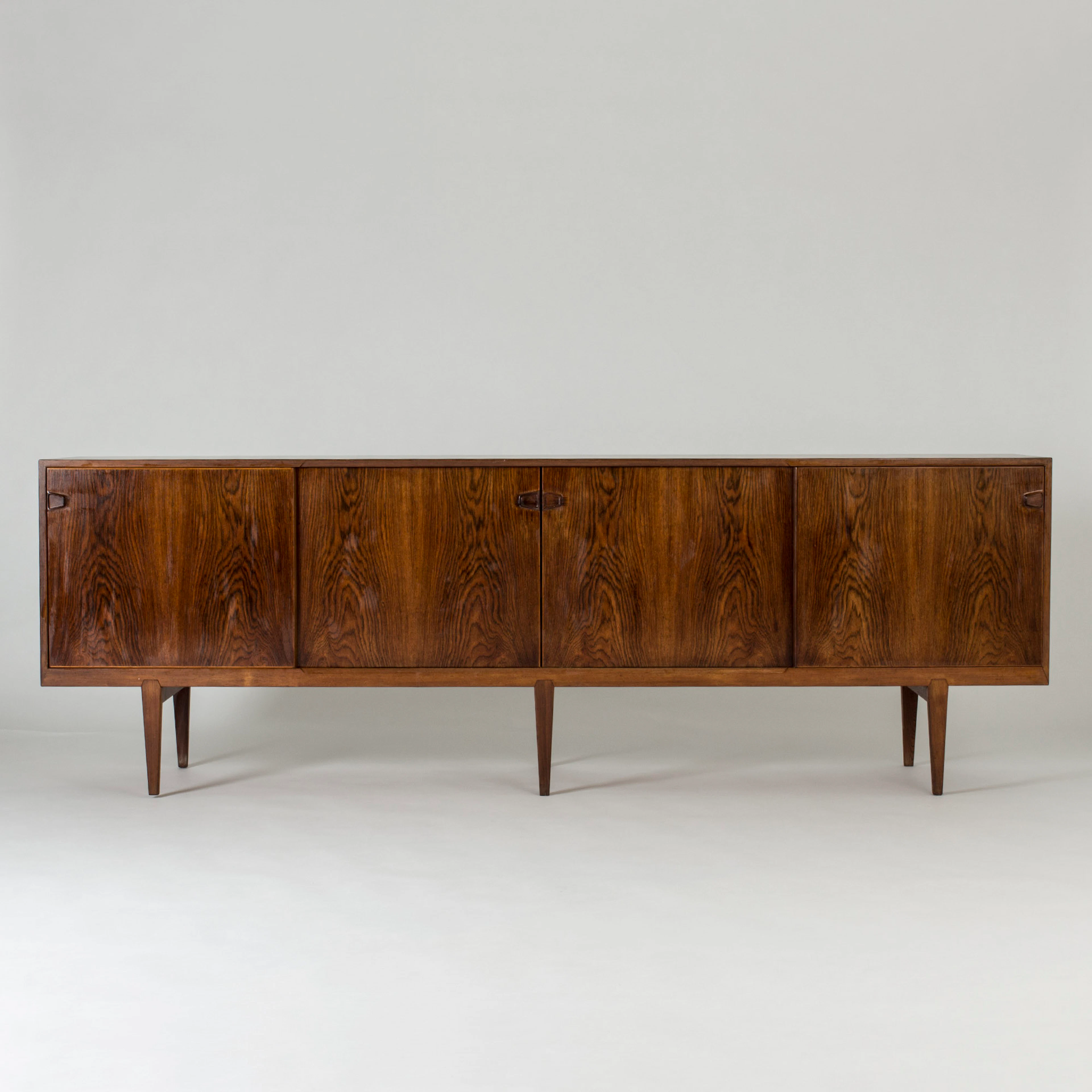 Rosewood sideboard by Henry Rosengren Hansen