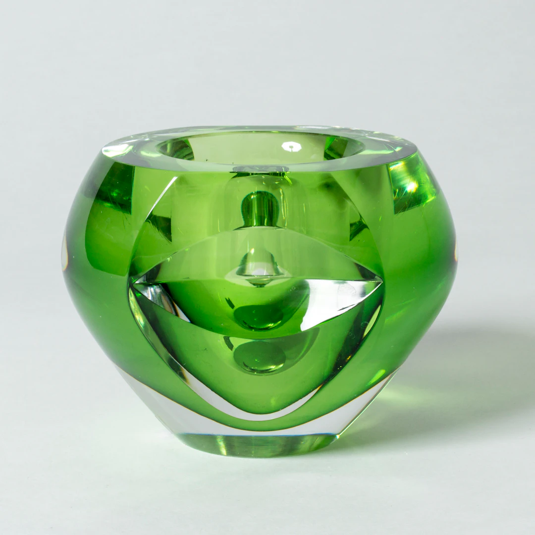 Glass bowl by Mona-Morales Schildt