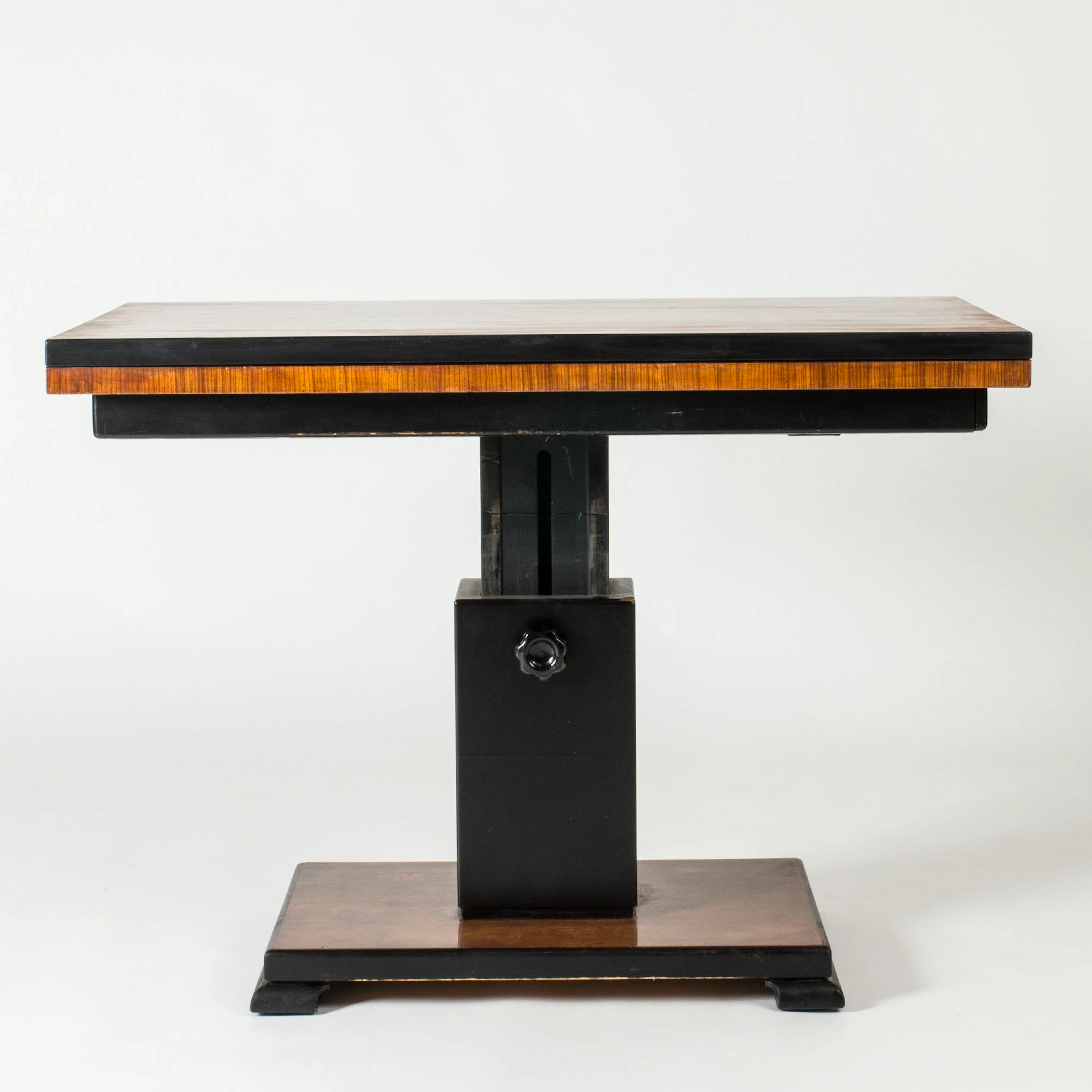 “Idealbordet” by Otto Wretling
