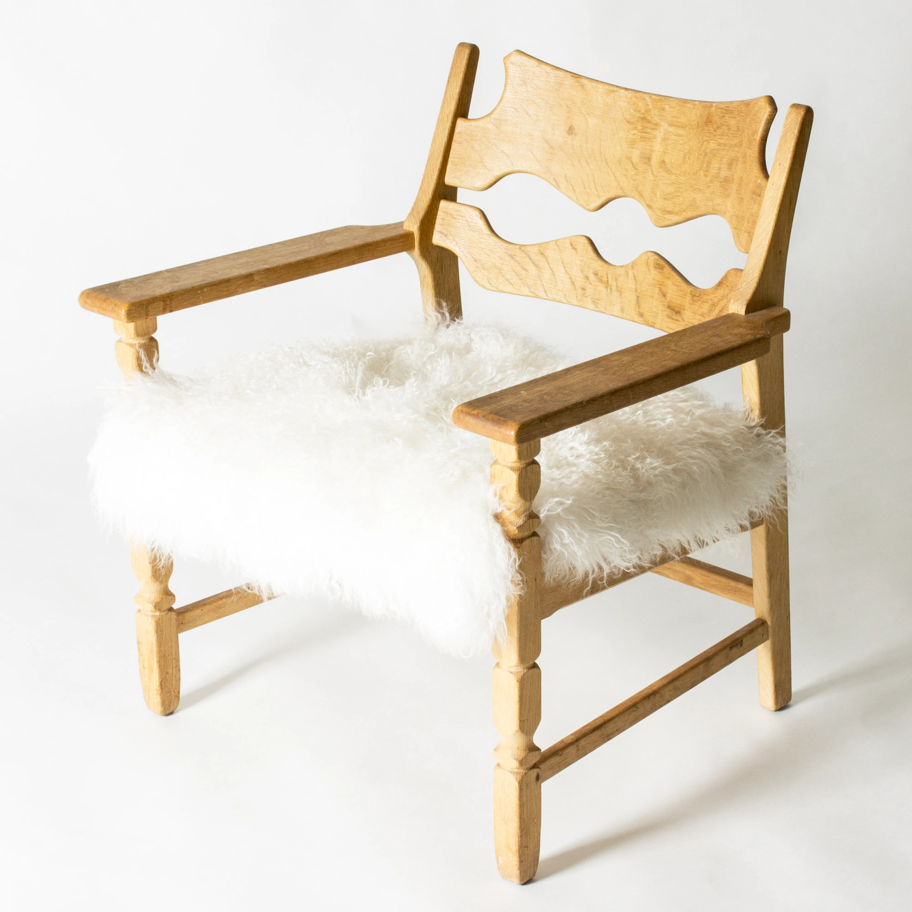 Midcentury “Razorblade” lounge chair by Henning Kjærnulf