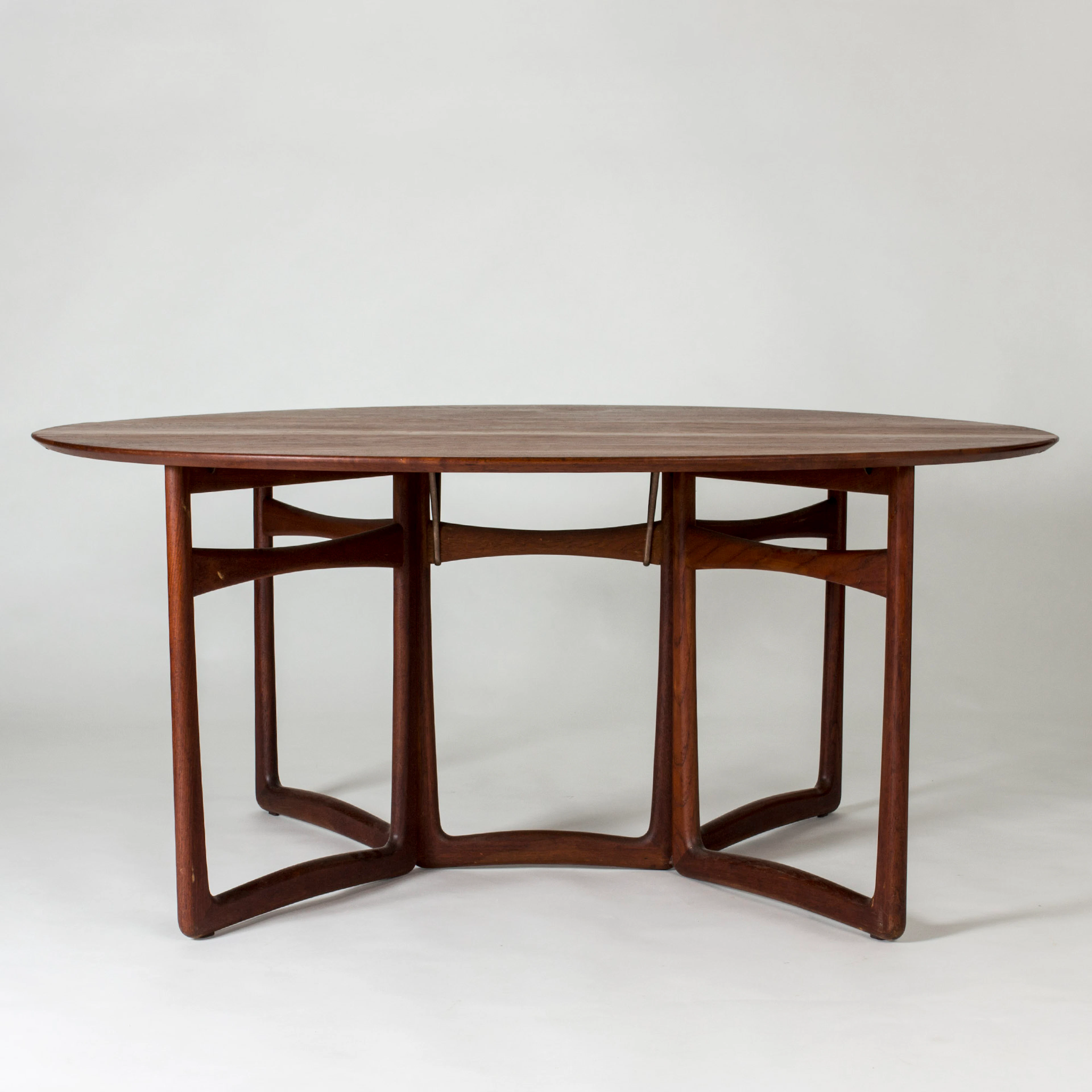 Dining table by Peter Hvidt and Orla Møllgaard