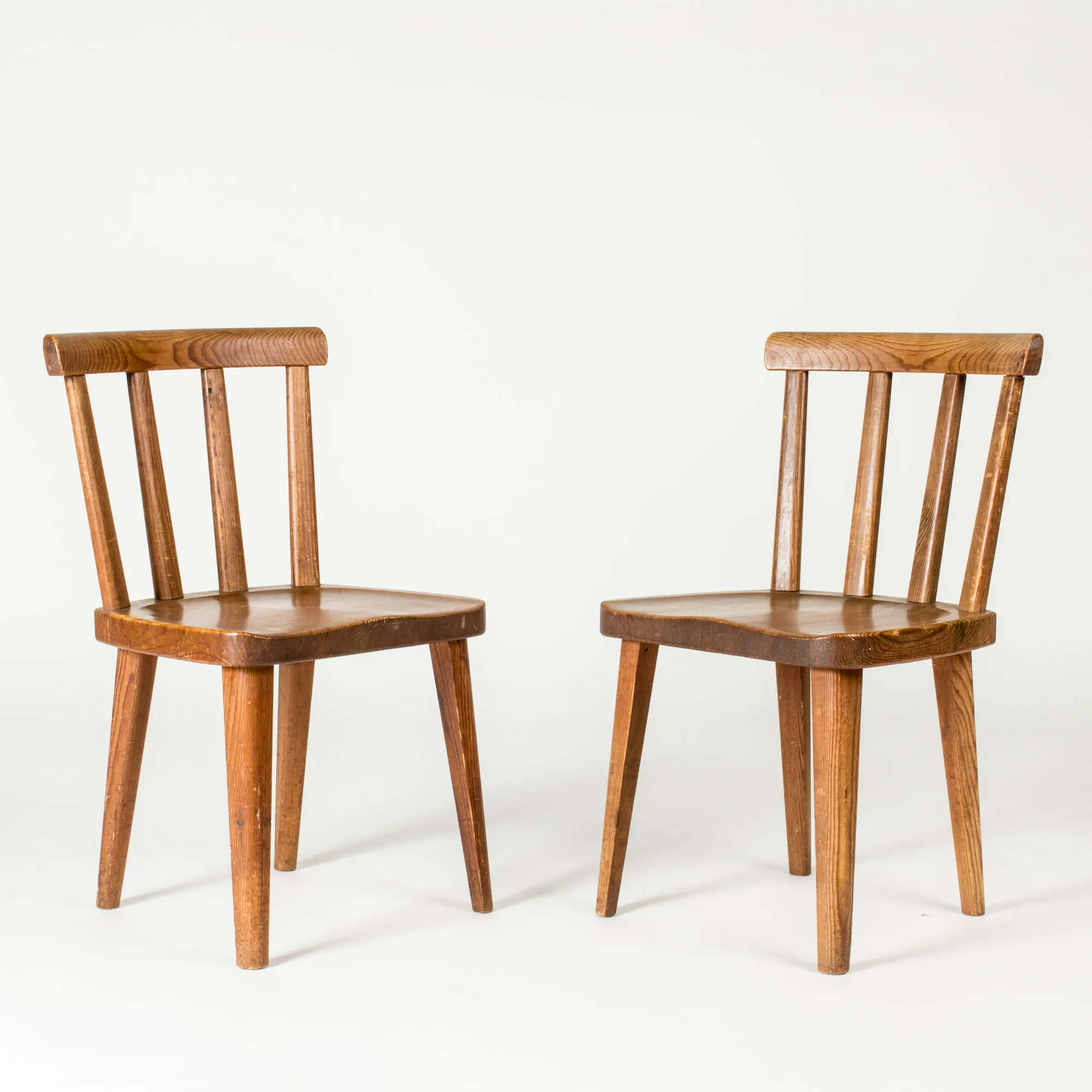 “Utö” Pine Chairs by Axel Einar Hjorth