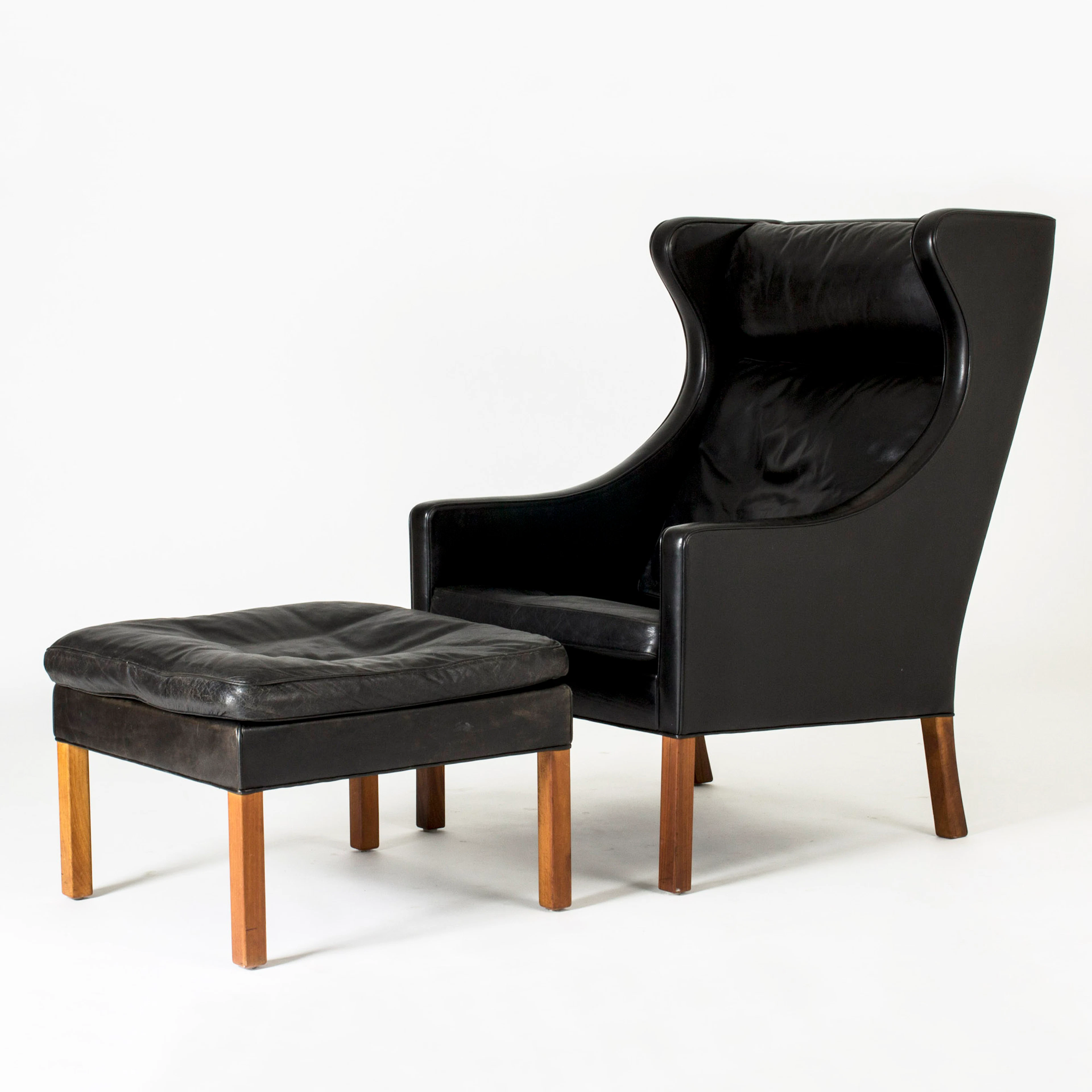 Vintage “2204” lounge chair by Børge Mogensen