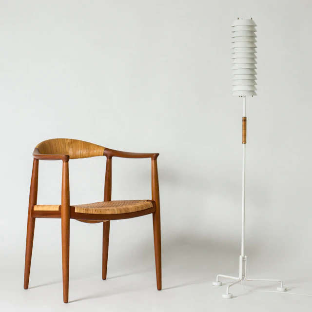 Modernist “Maija Mehiläinen” floor lamp by Ilmari Tapiovaara