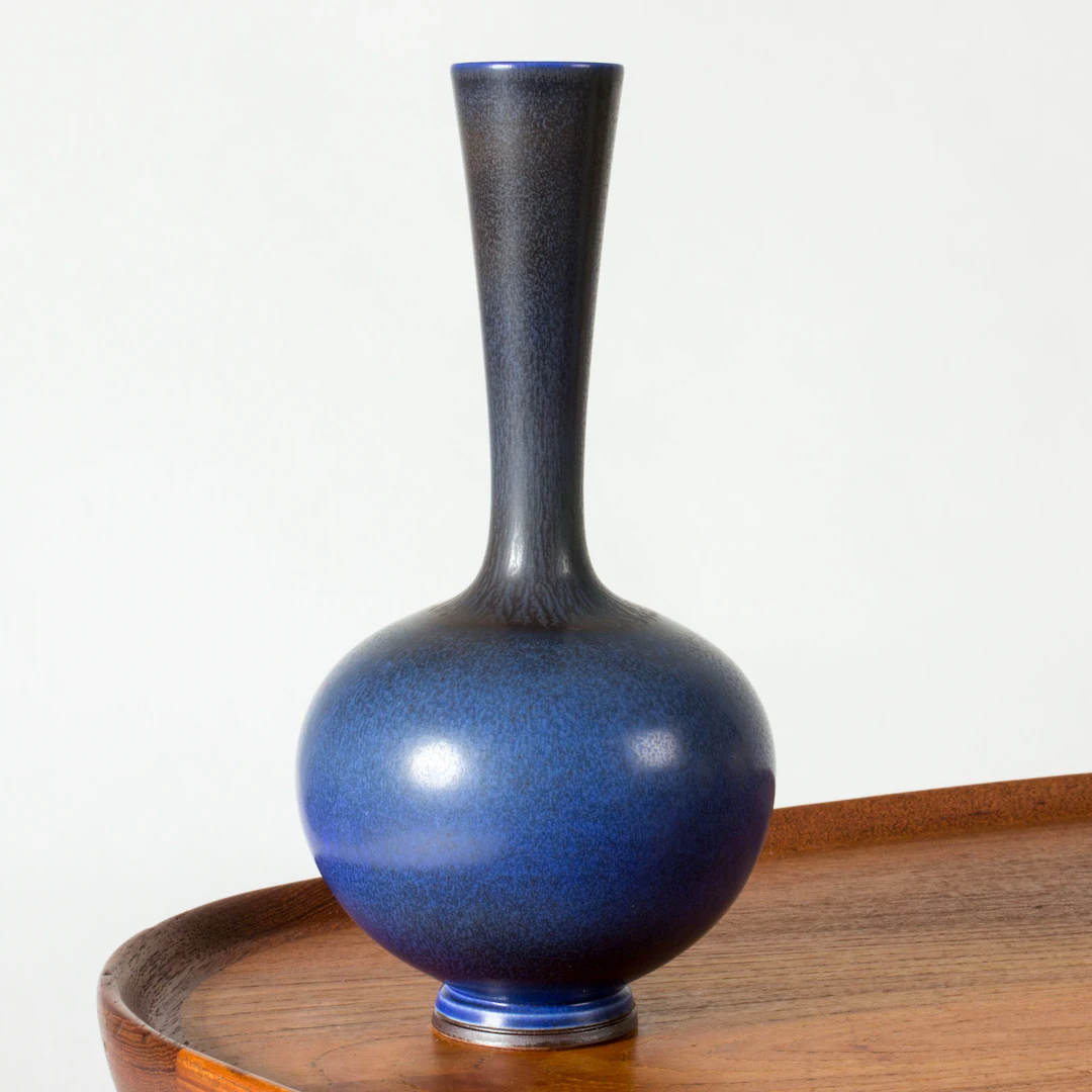 Midcentury stoneware vase by Berndt Friberg