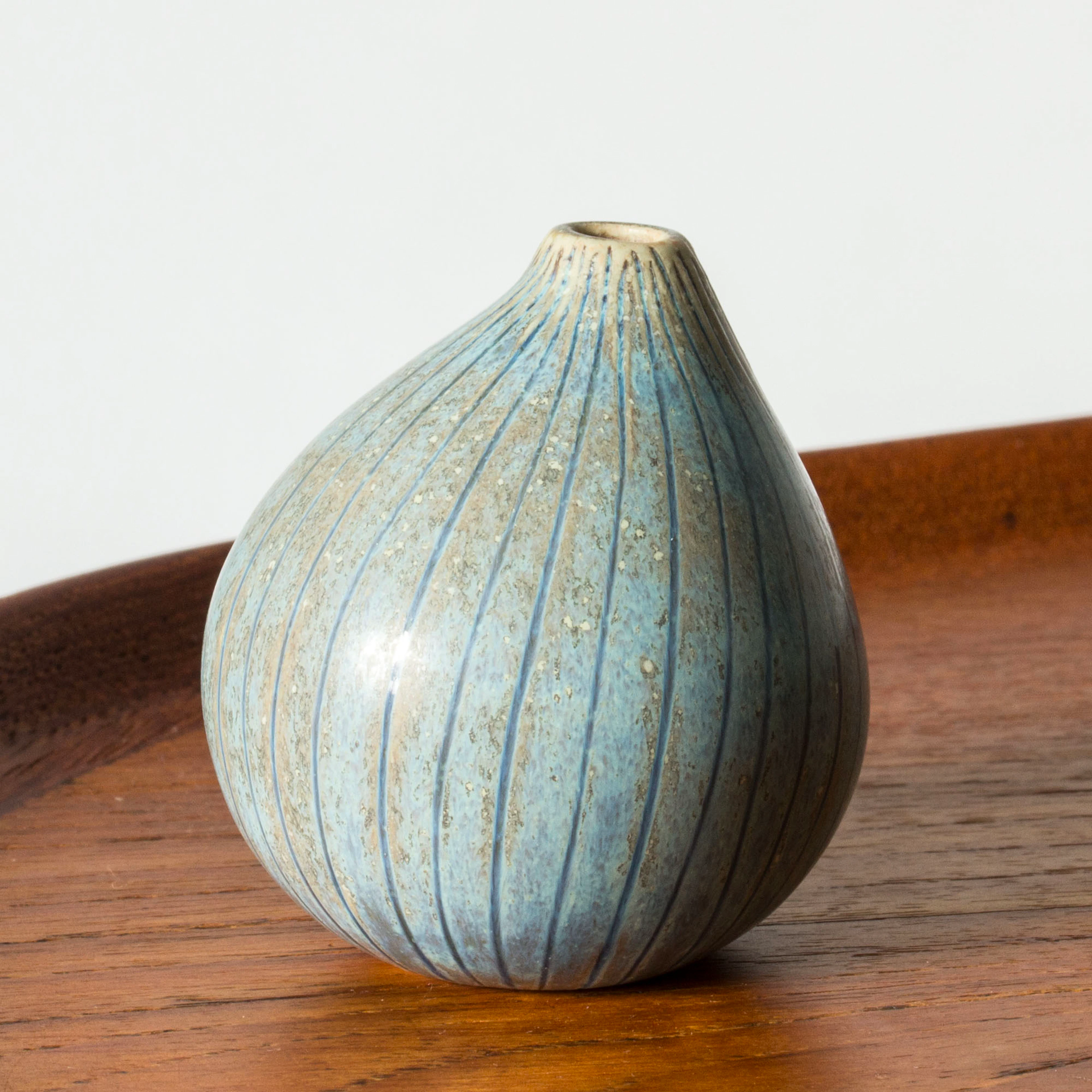 Modernist miniature vase by Stig Lindberg
