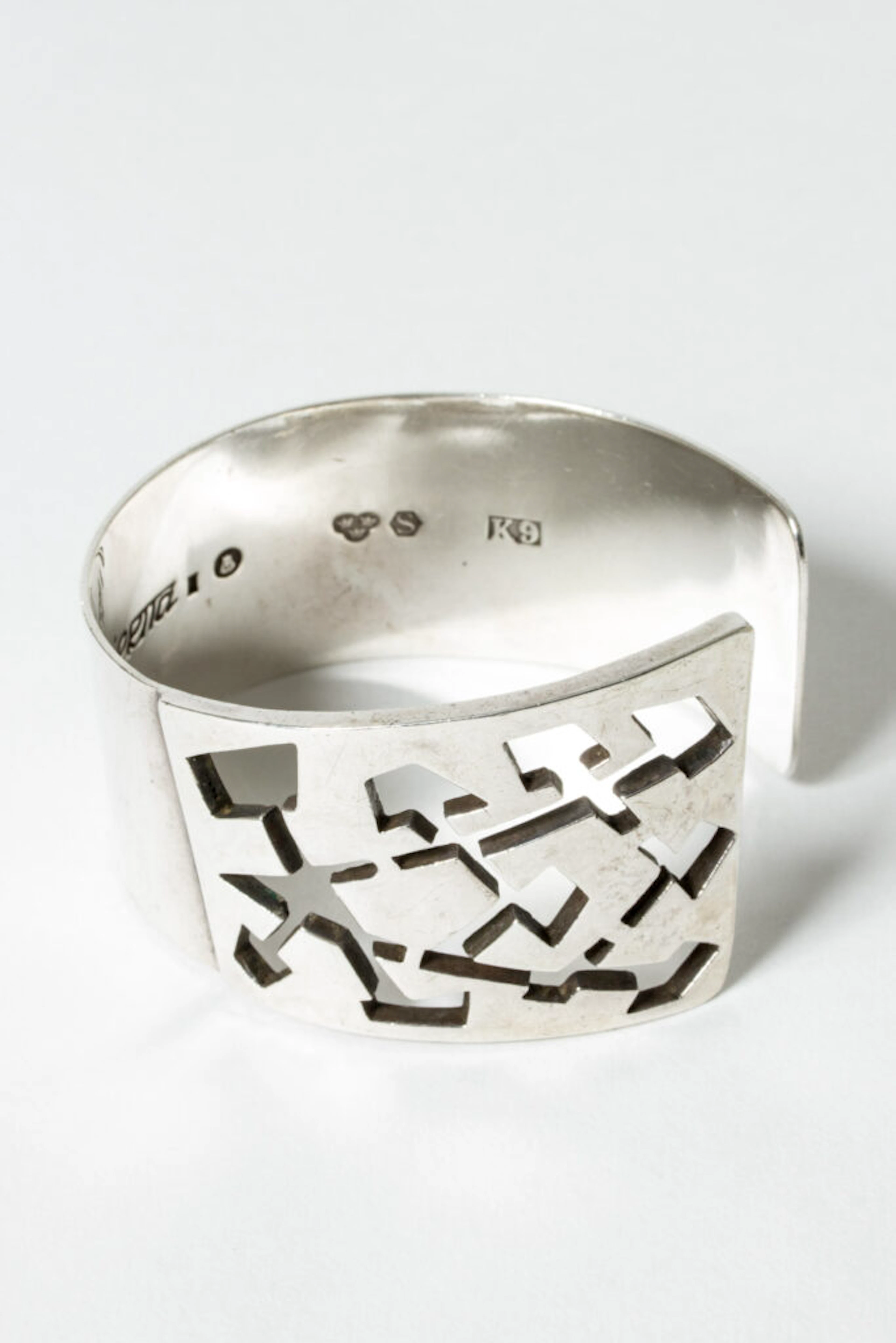 Modernist silver bracelet by Claës Giertta