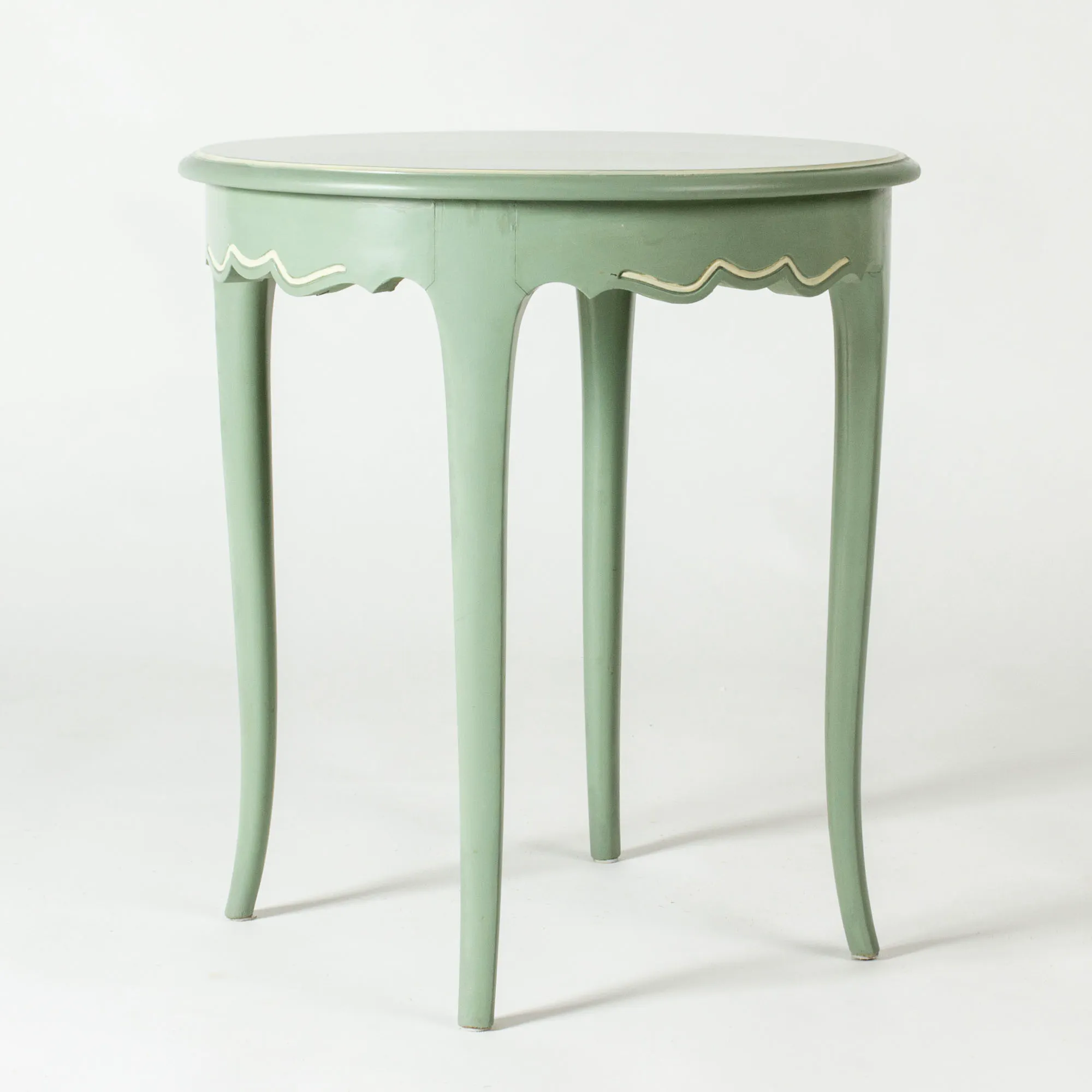 “Traddis” console table by Axel Einar Hjorth