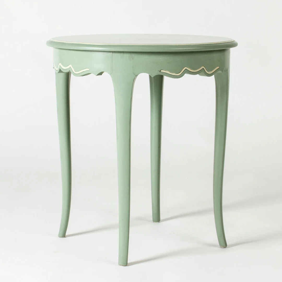 “Traddis” console table by Axel Einar Hjorth