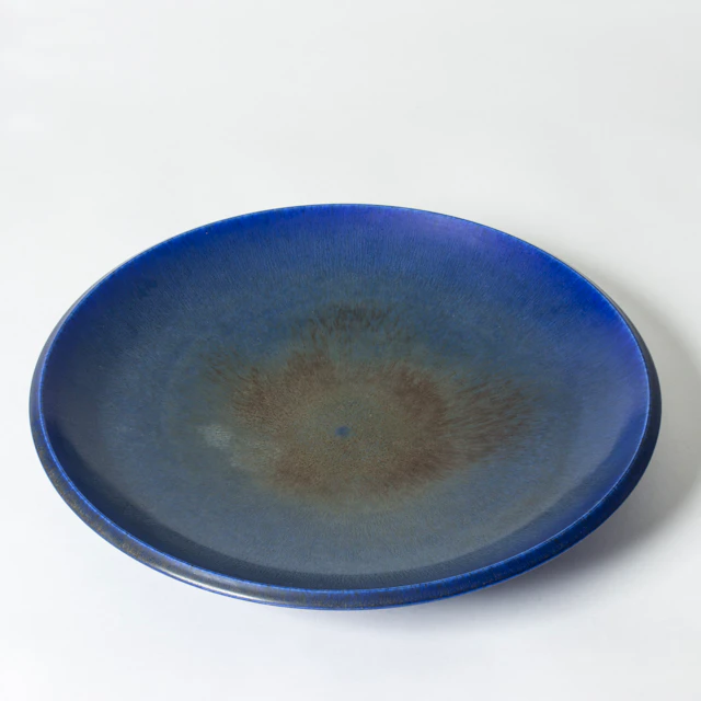Stoneware platter by Berndt Friberg
