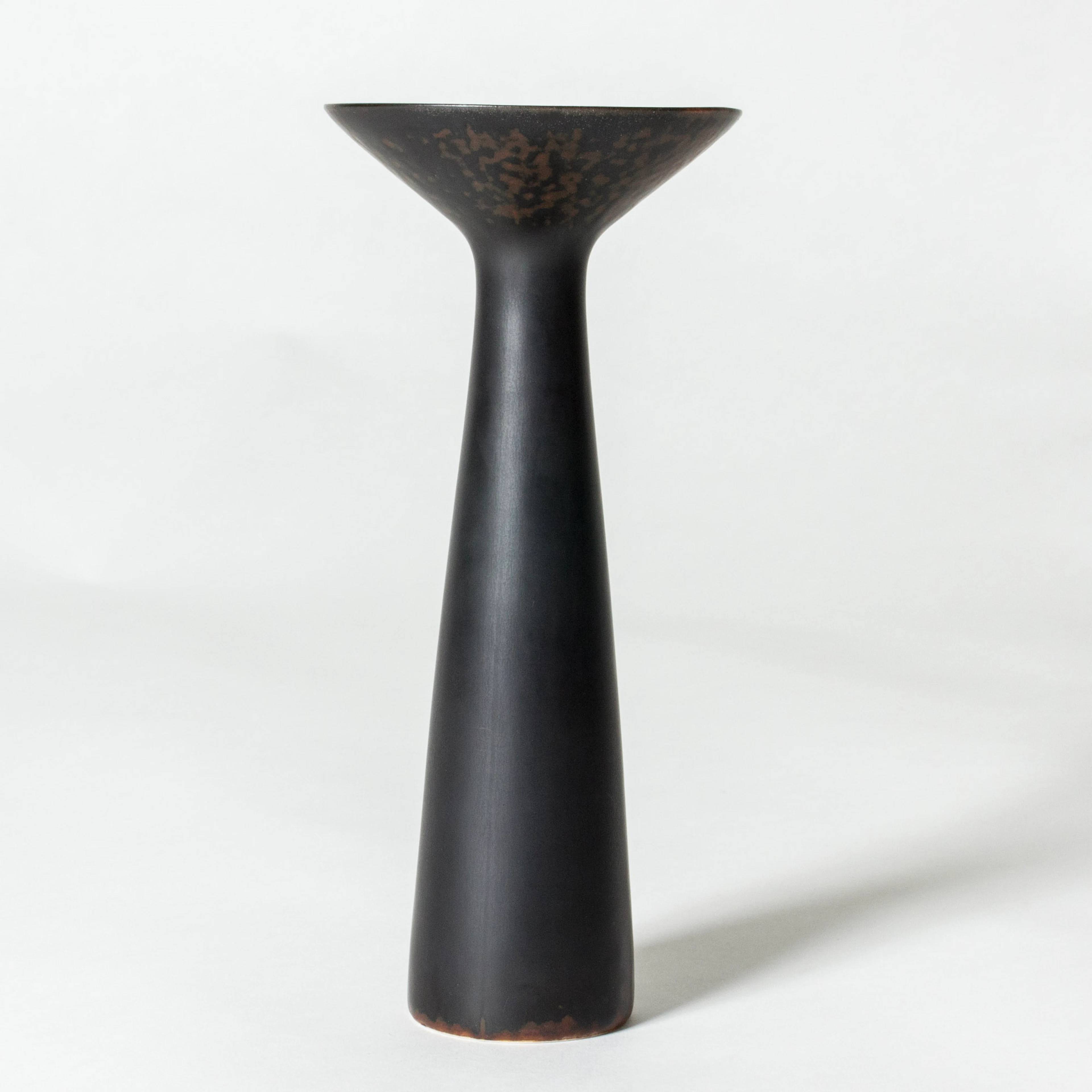 Stoneware vase by Carl-Harry Stålhane