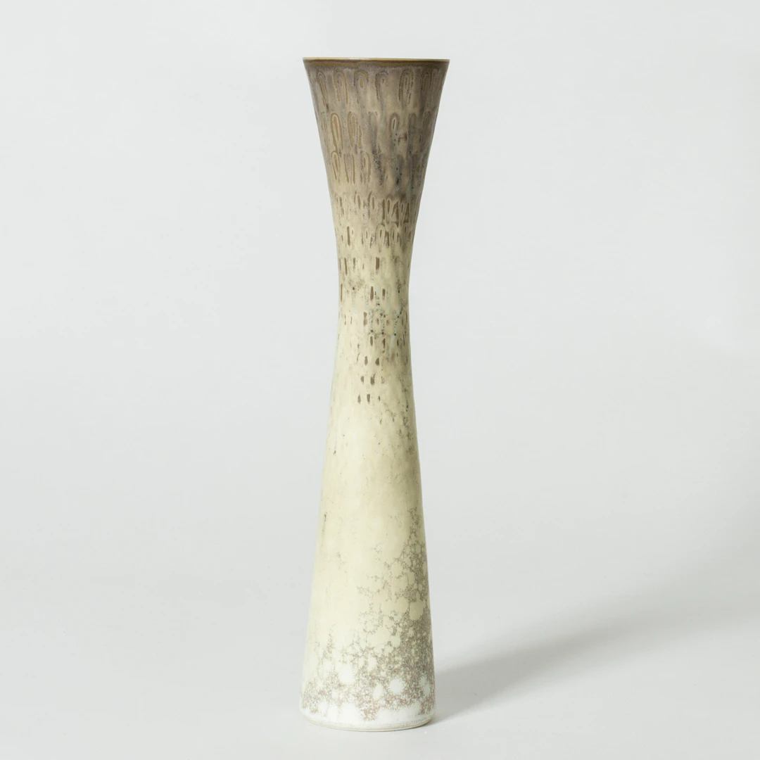 Stoneware vase by Carl-Harry Stålhane
