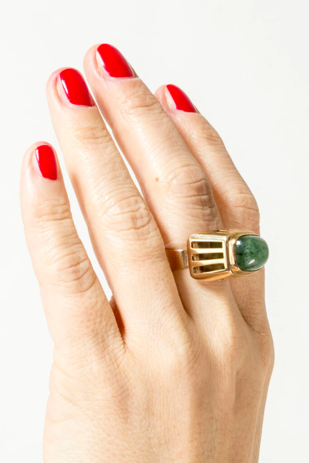 Gold and aventurine ring from Bengt Hallberg
