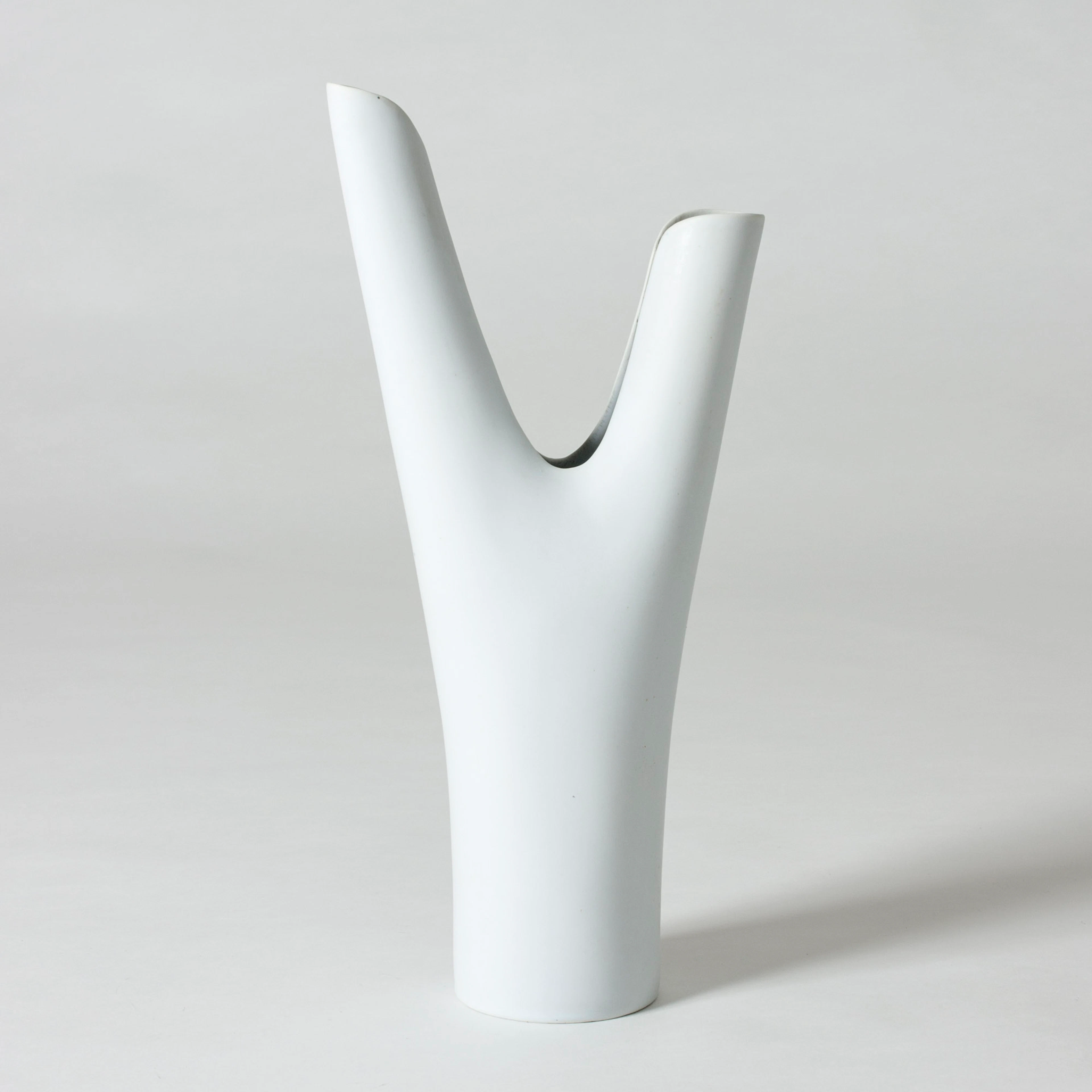 “Veckla” vase by Stig Lindberg