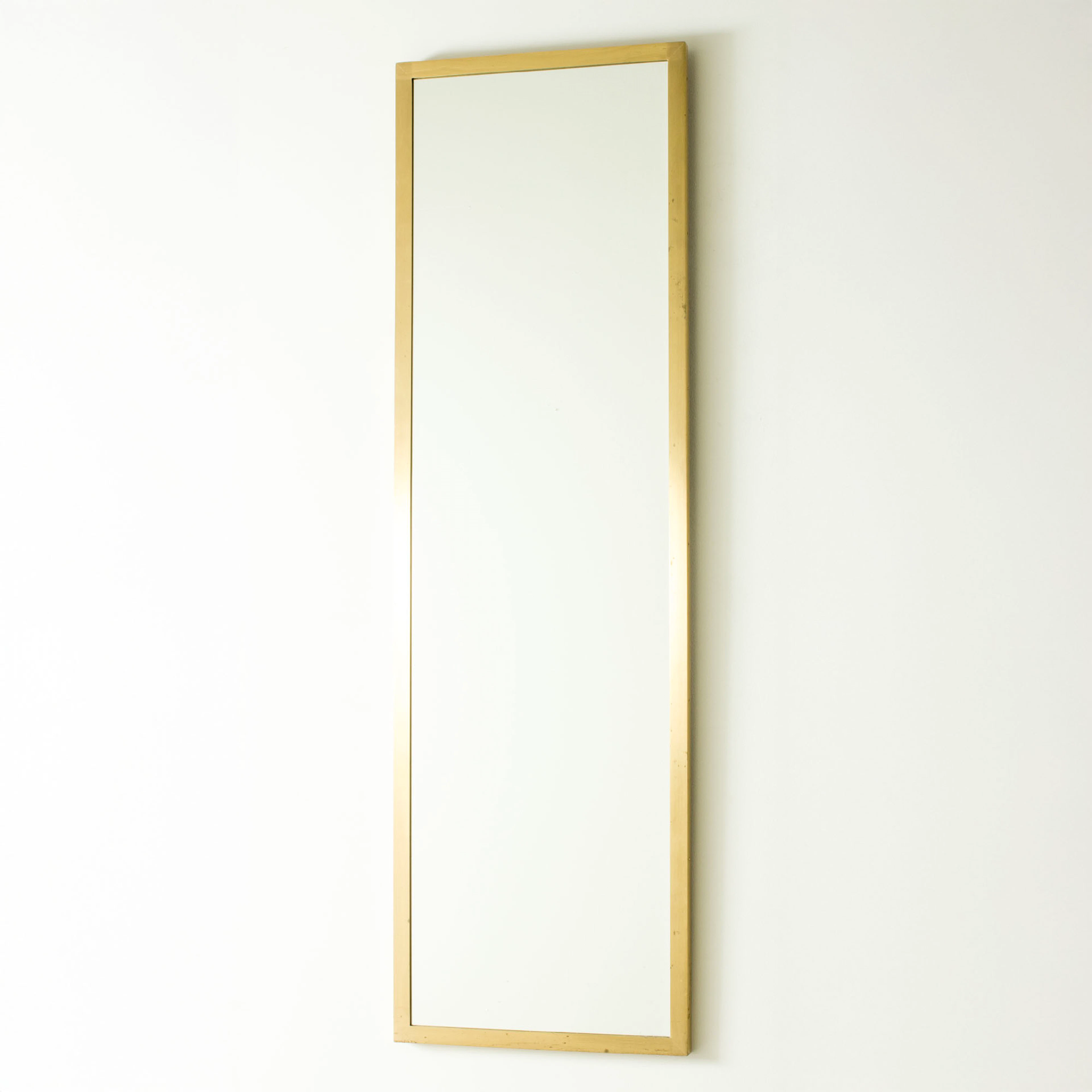 Brass wall mirror from Glasmäster i Markaryd