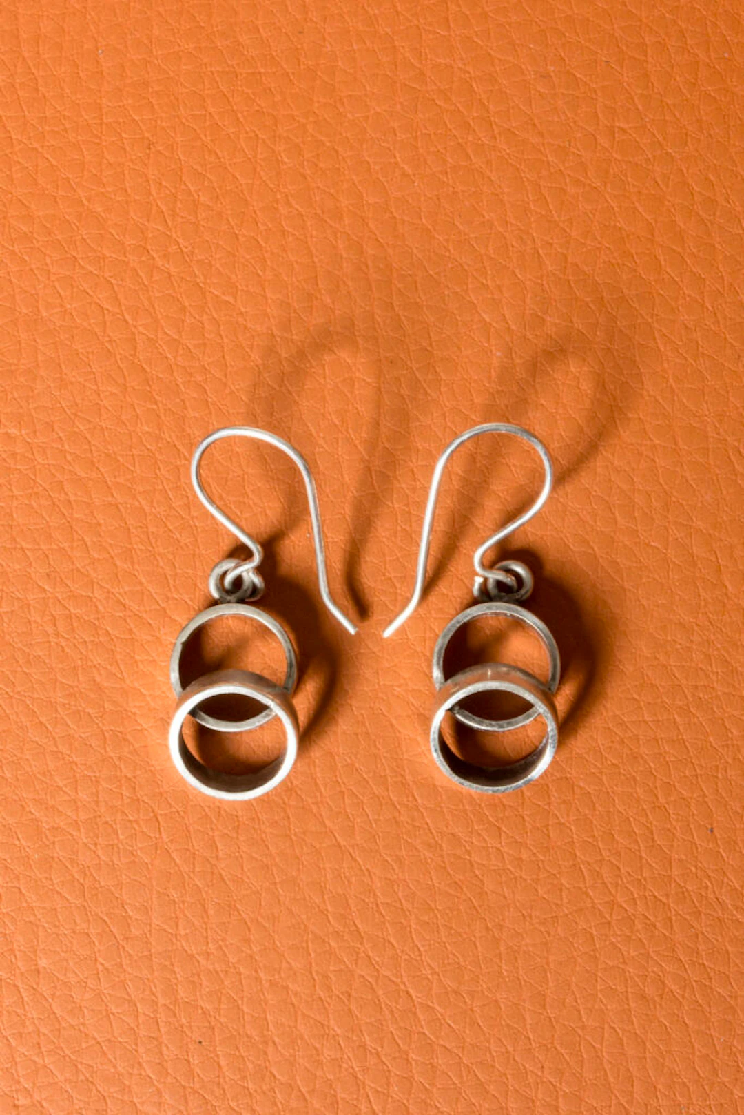 Modernist silver earrings by Cecilia Johansson