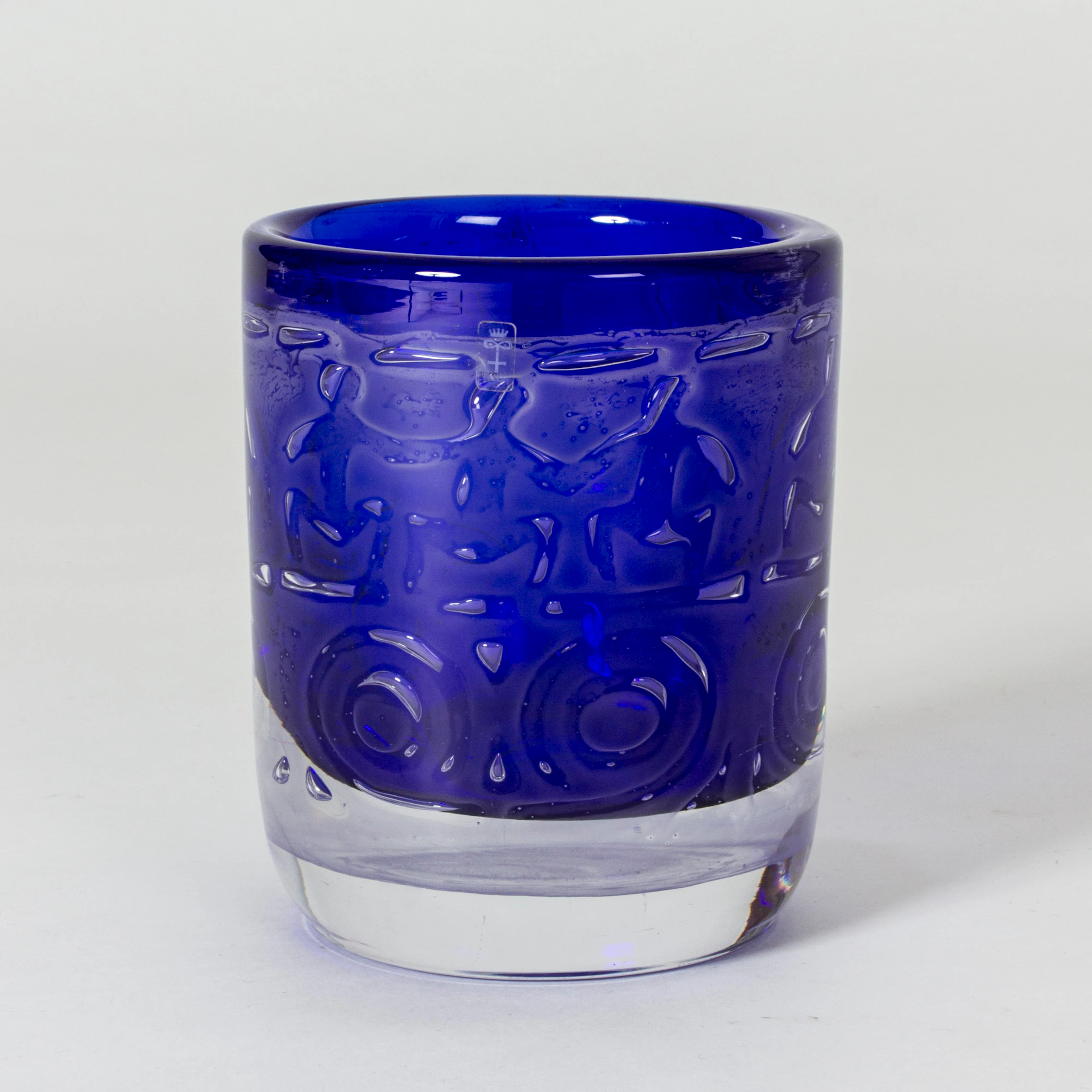 “Thalatta” glass vase by Bengt Edenfalk