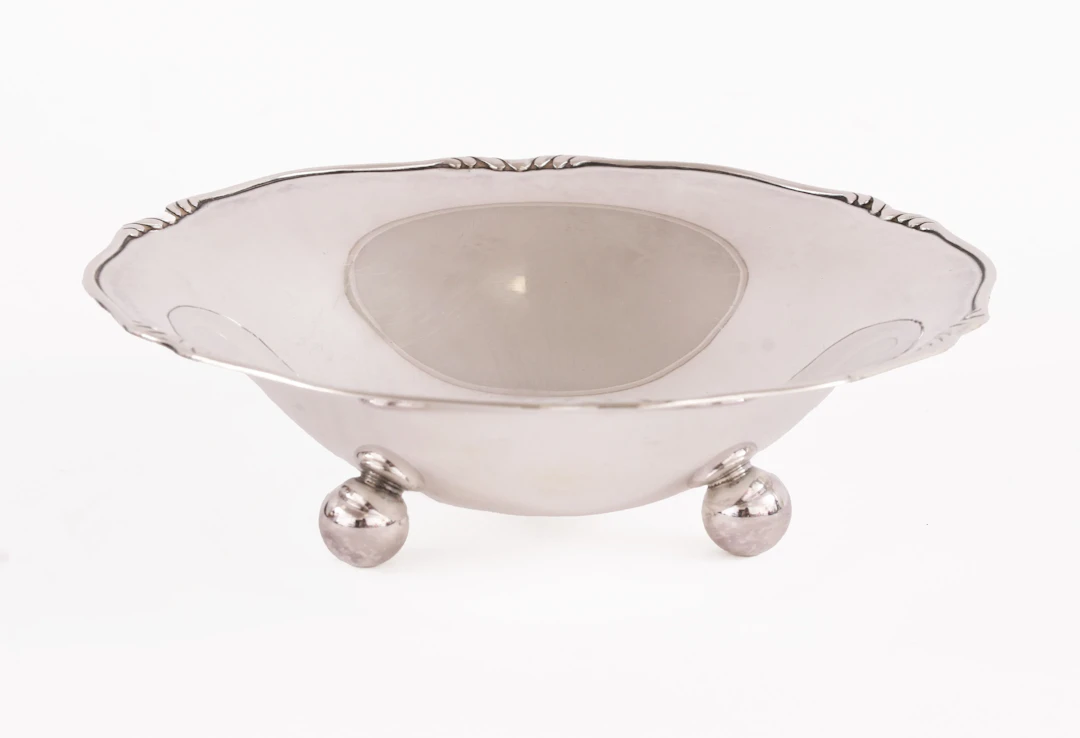 Skål på fötter, silver, WA Bolin, Stockholm, 1932