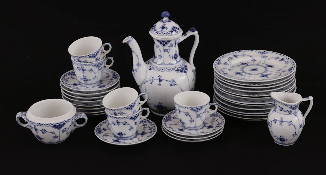 Kaffeservisdelar, "Musselmalet", Royal Copenhagen, Danmark