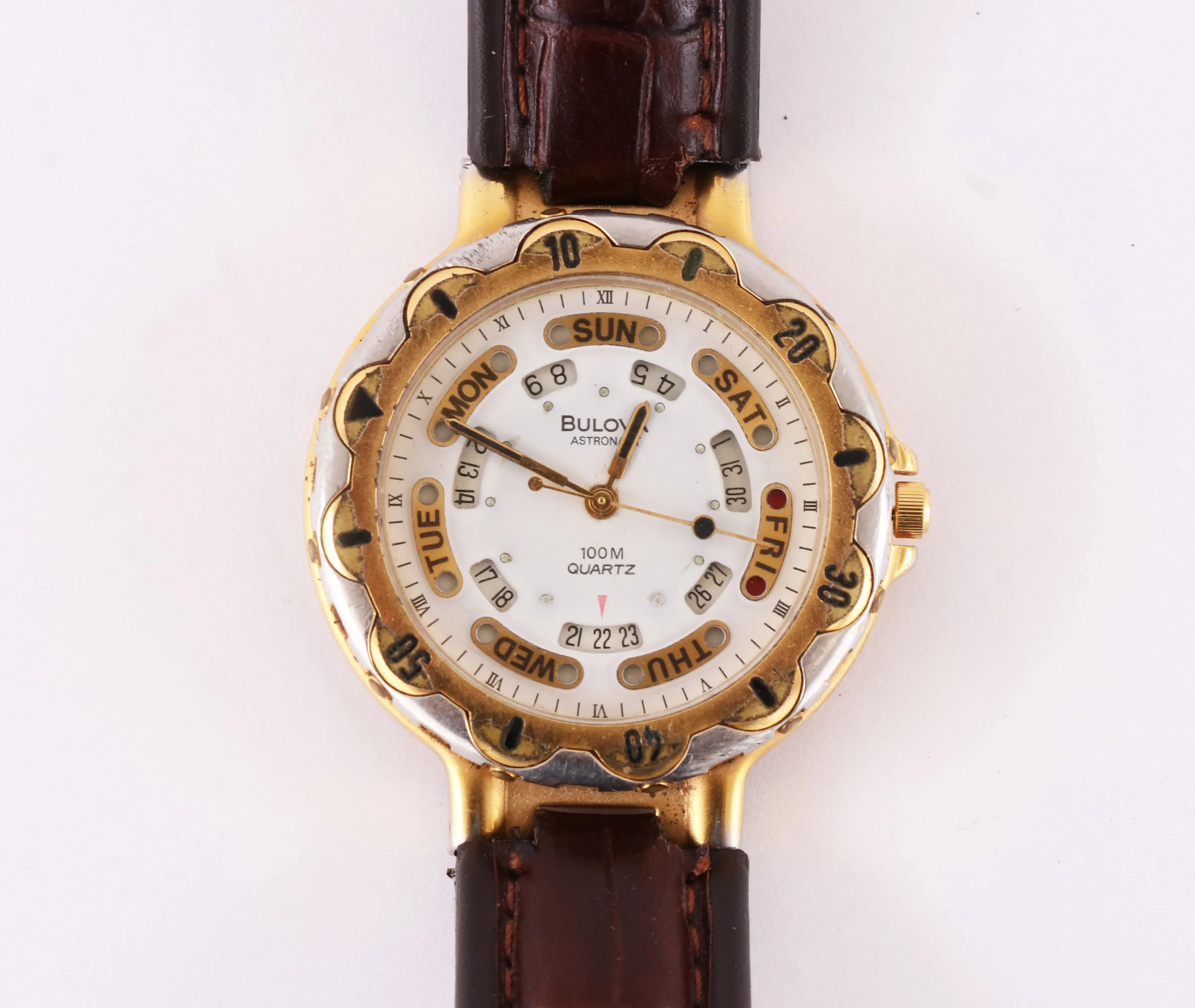 Herrarmbandsur, Bulova Astronaut
