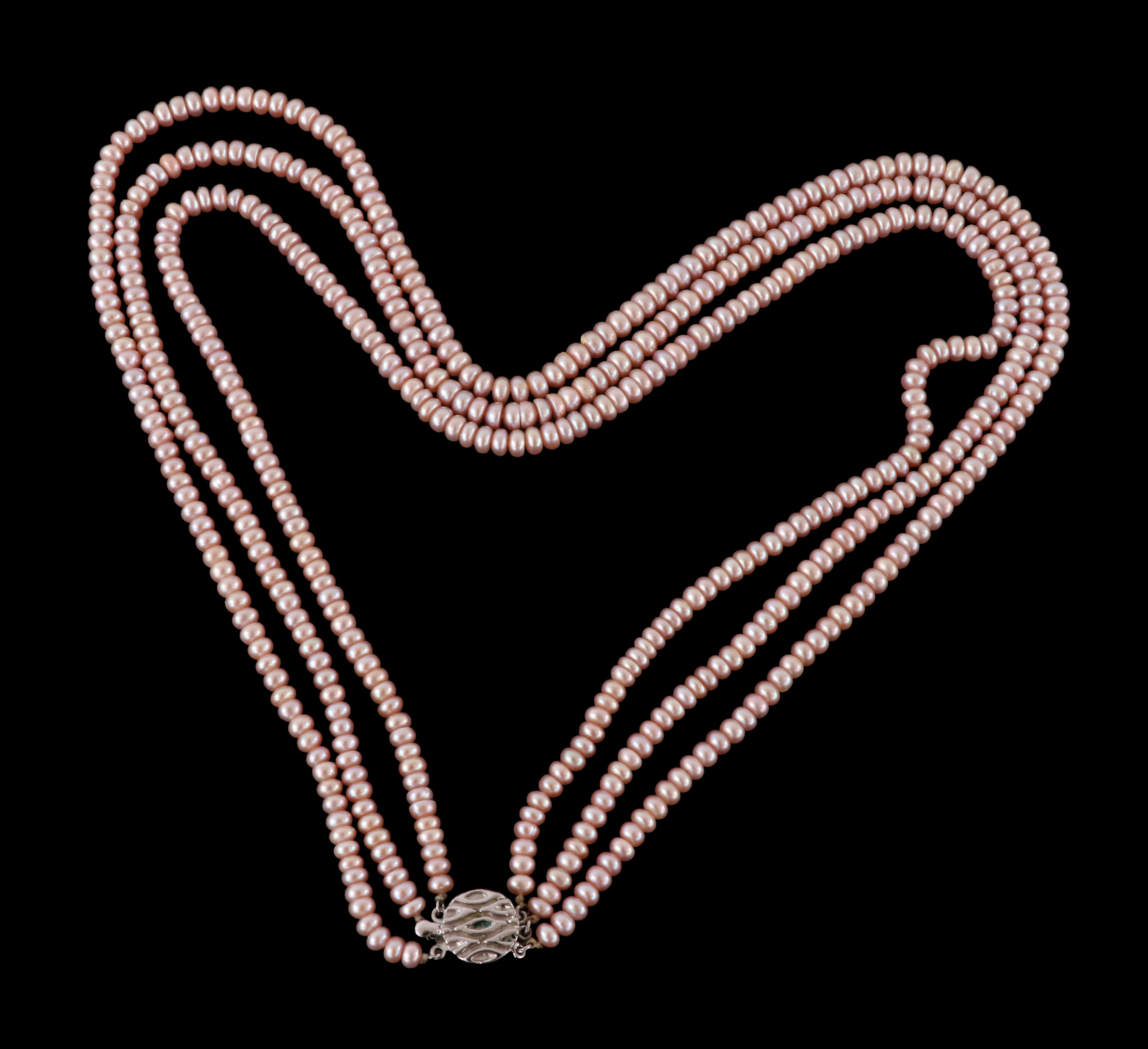 Pärlhalsband med lås i 14k vitguld