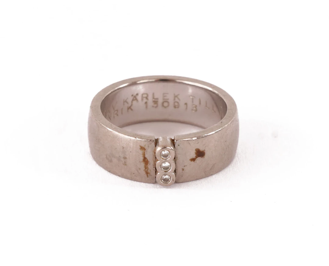 Ring i 18k vitguld, Rolf Guldsmed, Uppsala