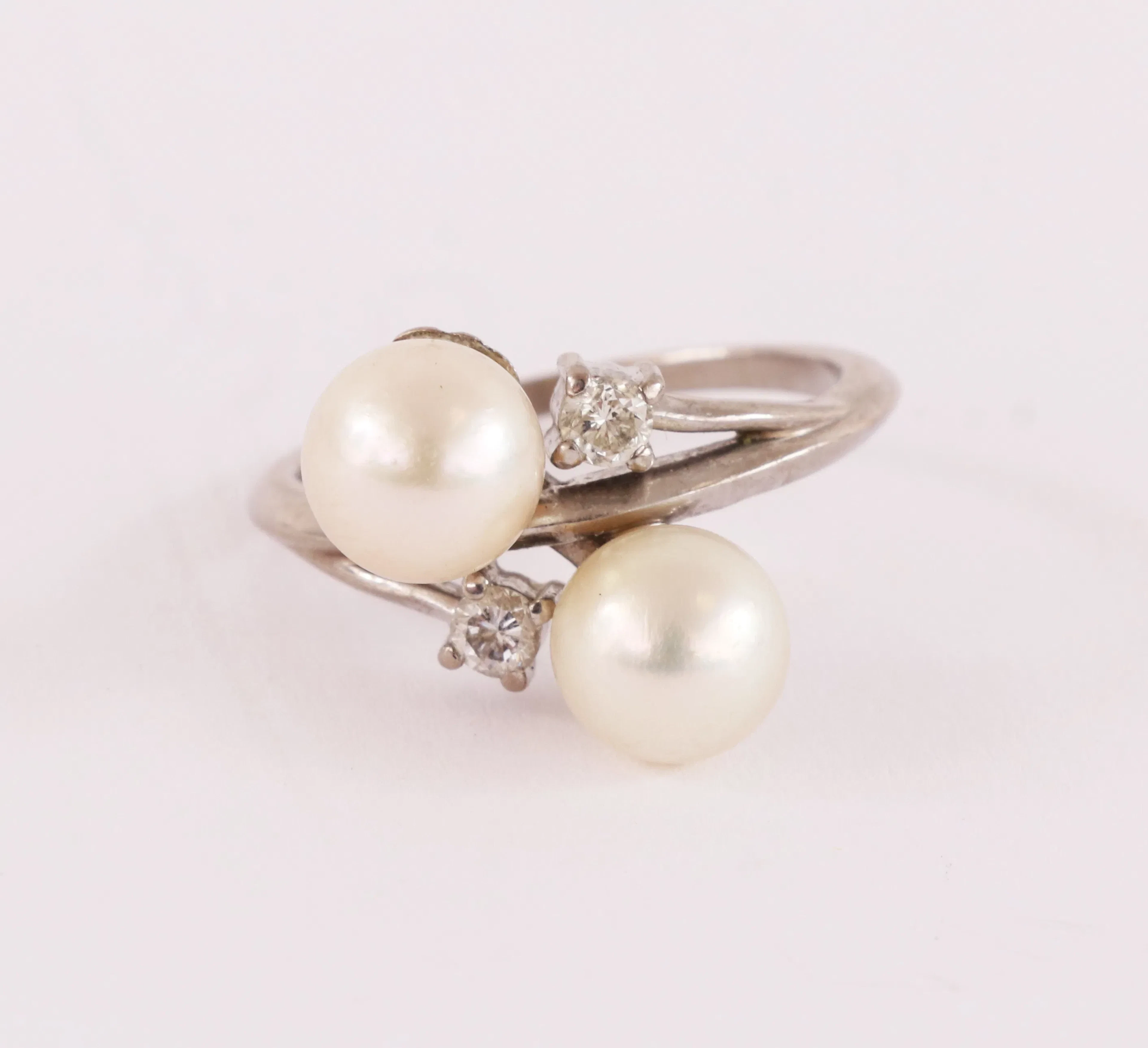 Ring i 18k vitguld