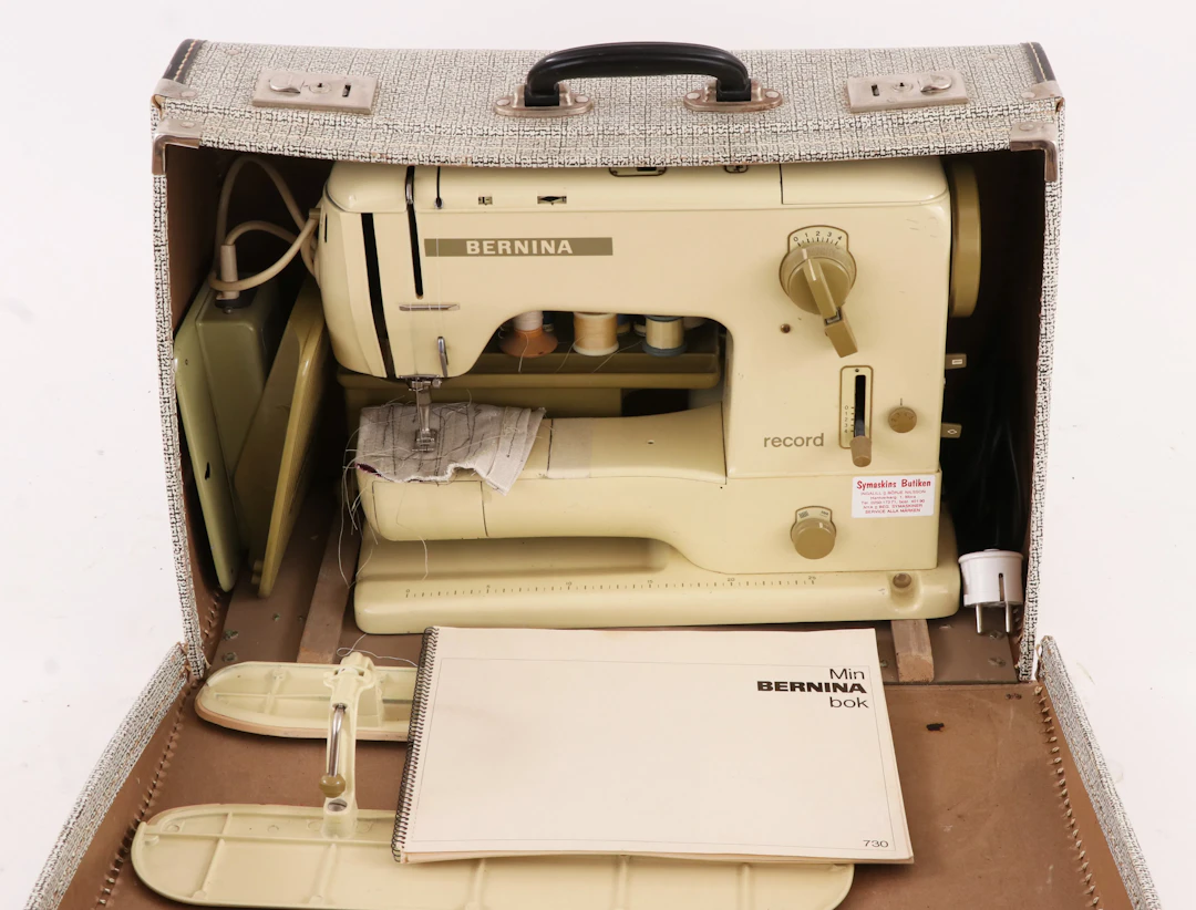 Äldre symaskin, Bernina Record
