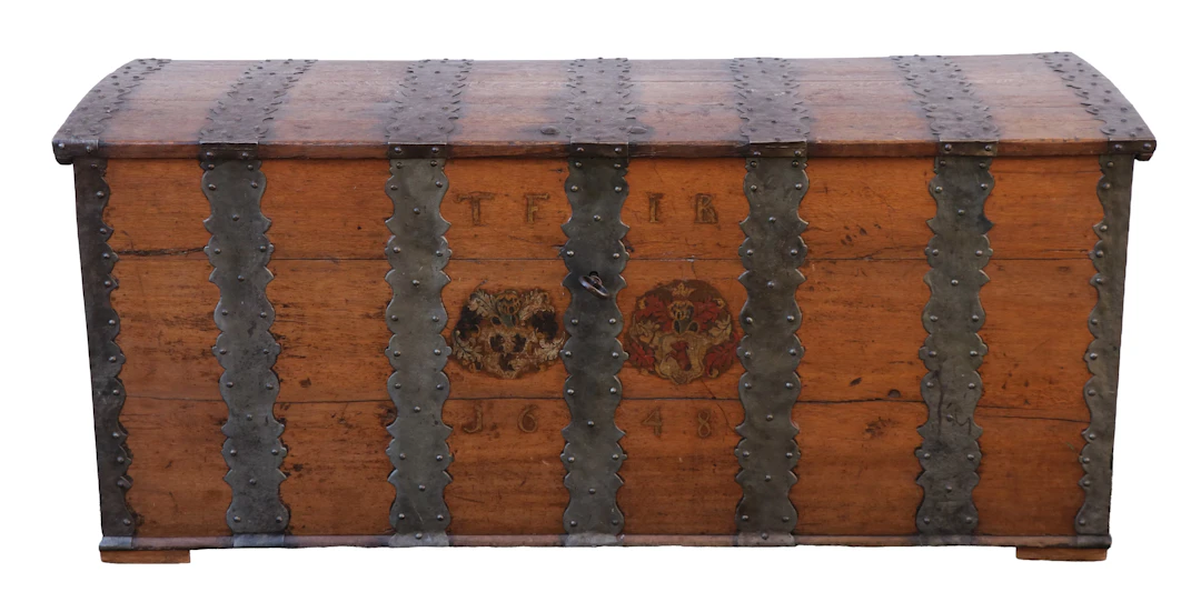 Kista, barock, daterad 1648