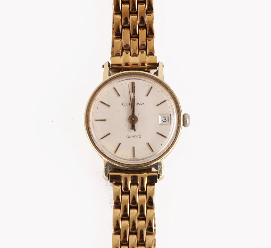 Damarmbandsur i 14k, Certina
