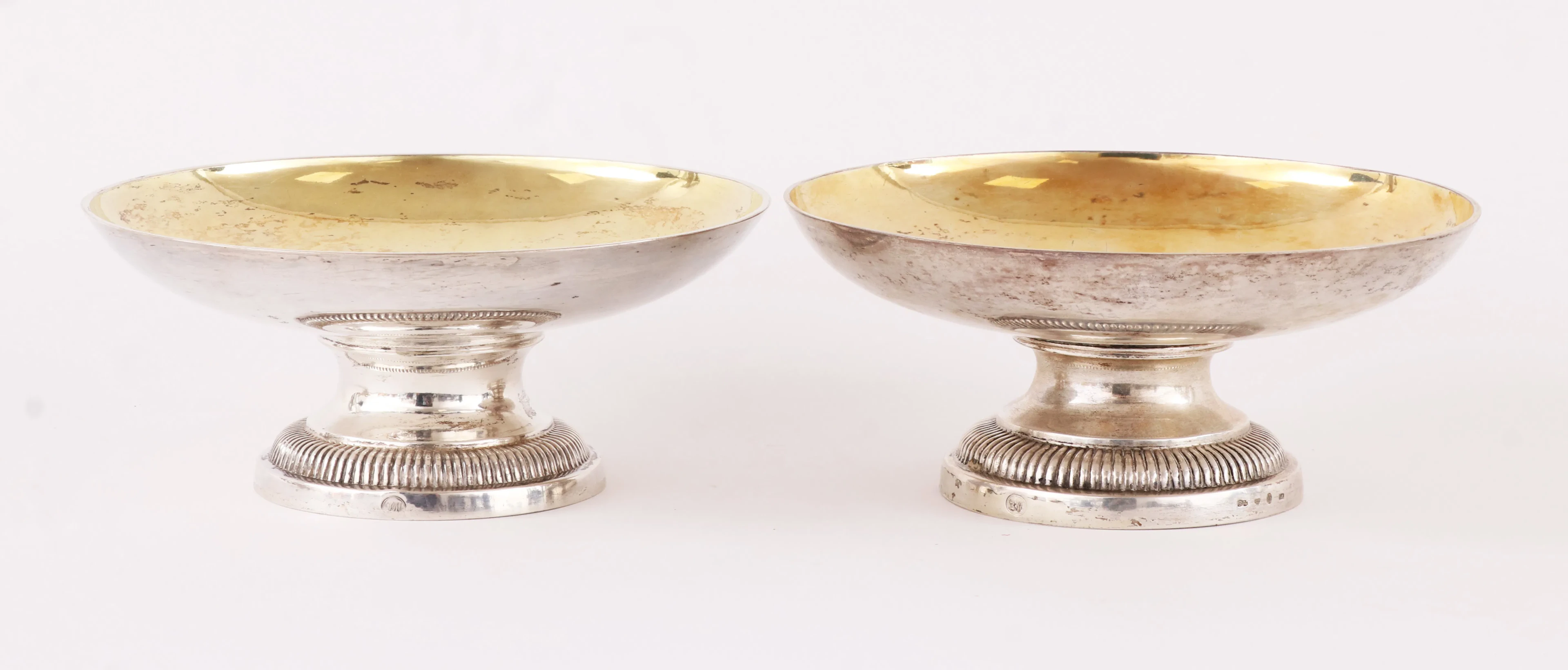 Kakfat på fot ett par, silver, senempire, 1836