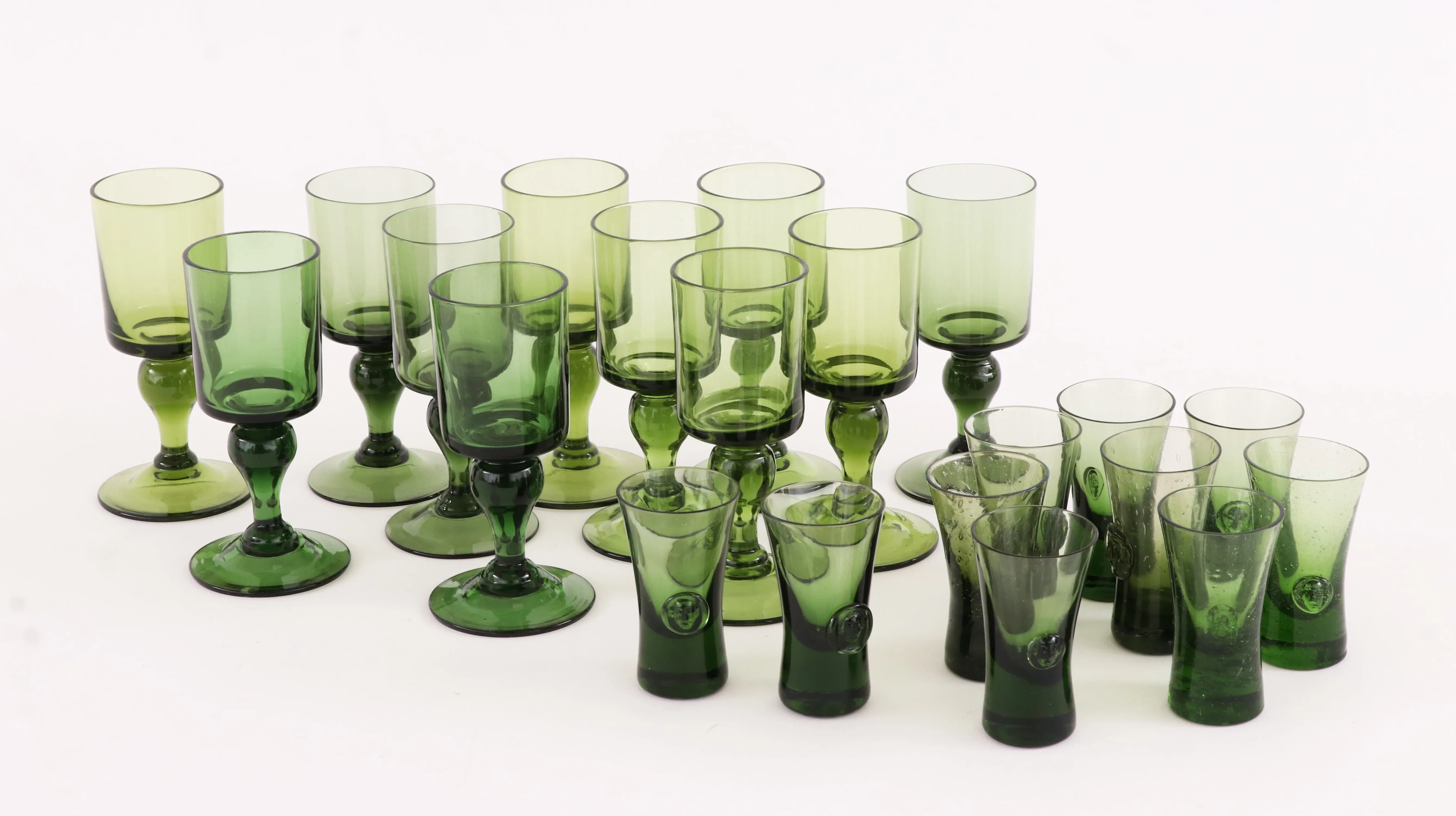 Glas 21 delar, bl.a. Hugo Gehlin för Gullaskruf