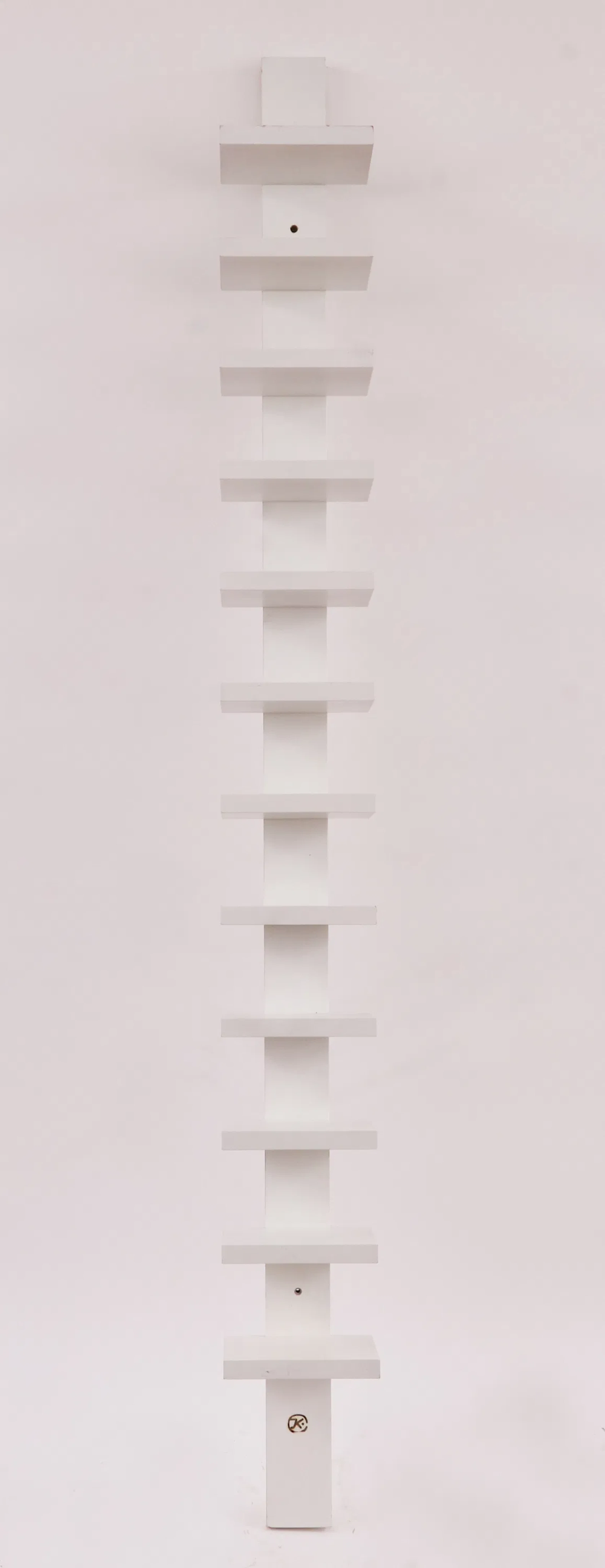 Hylla, "Pilaster", John Kandell för Källemo