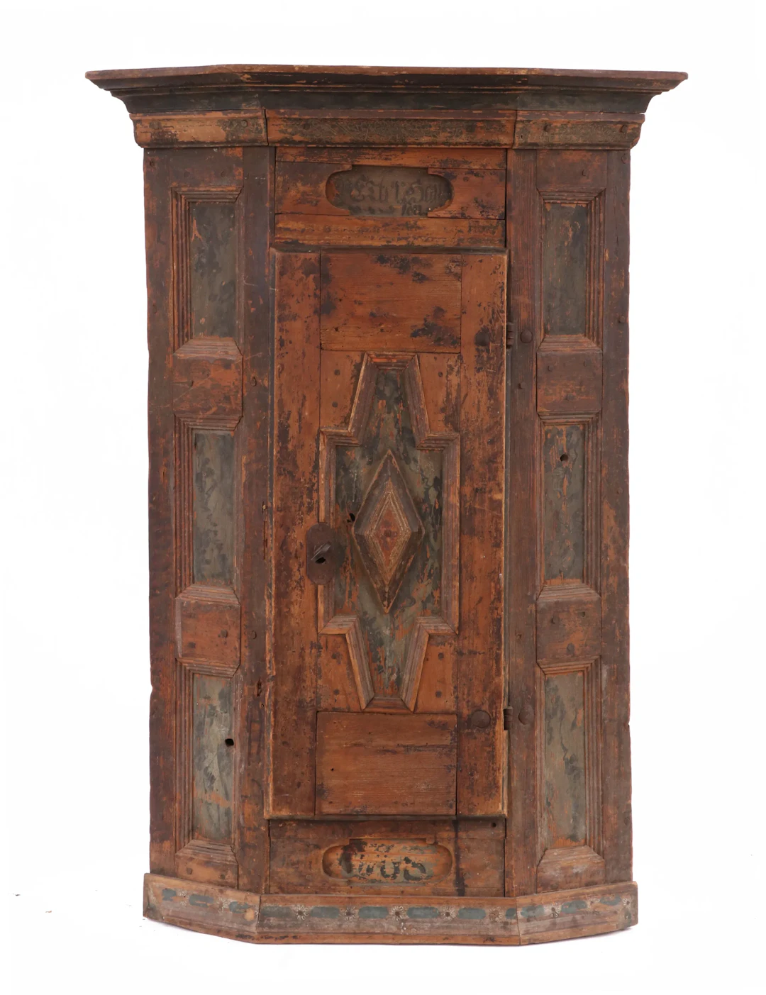 Vägghörnskåp, allmoge, barock, daterat 1768