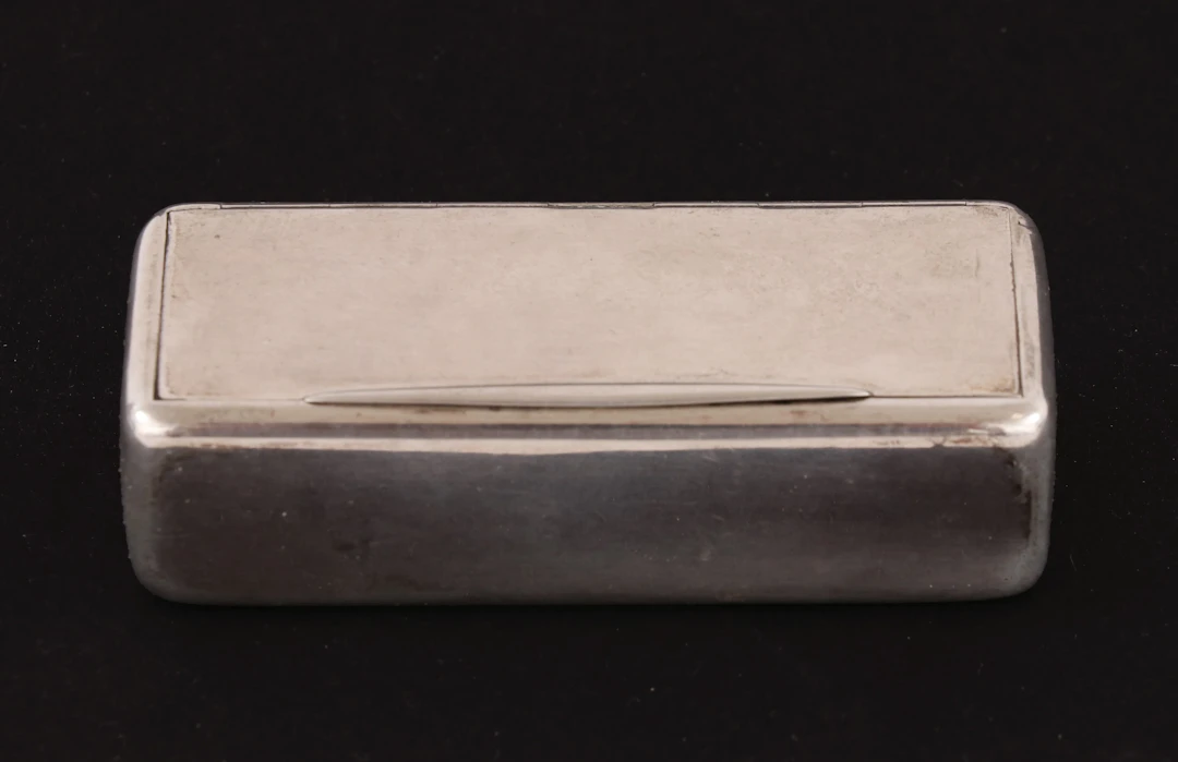 Dosa med lock, silver, 1876
