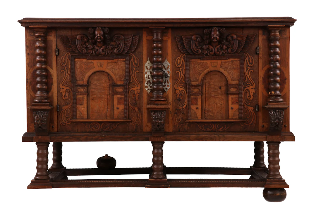 Skänk, delvis barock, 16/1700-tal