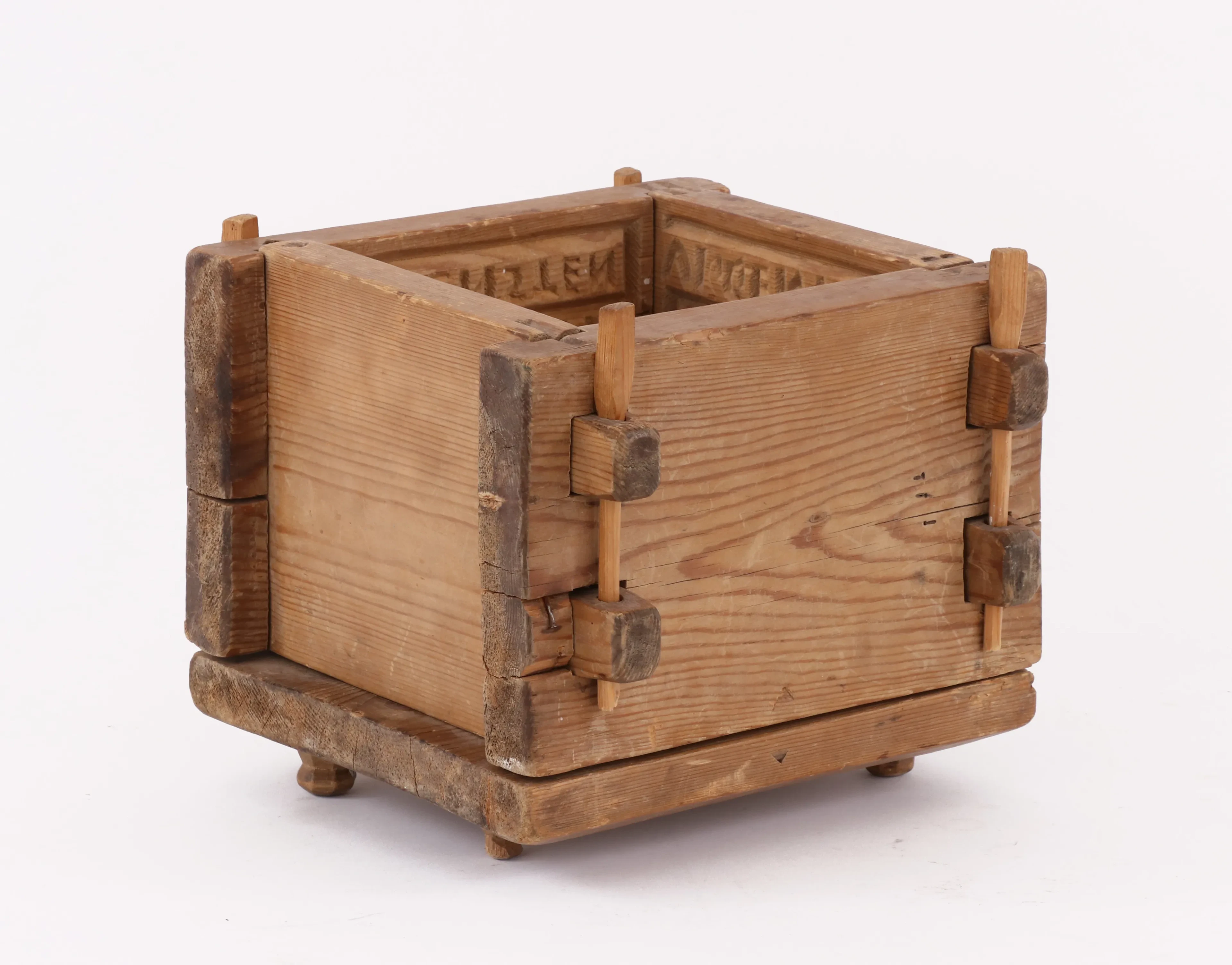 Ostform, allmoge, 1800-tal